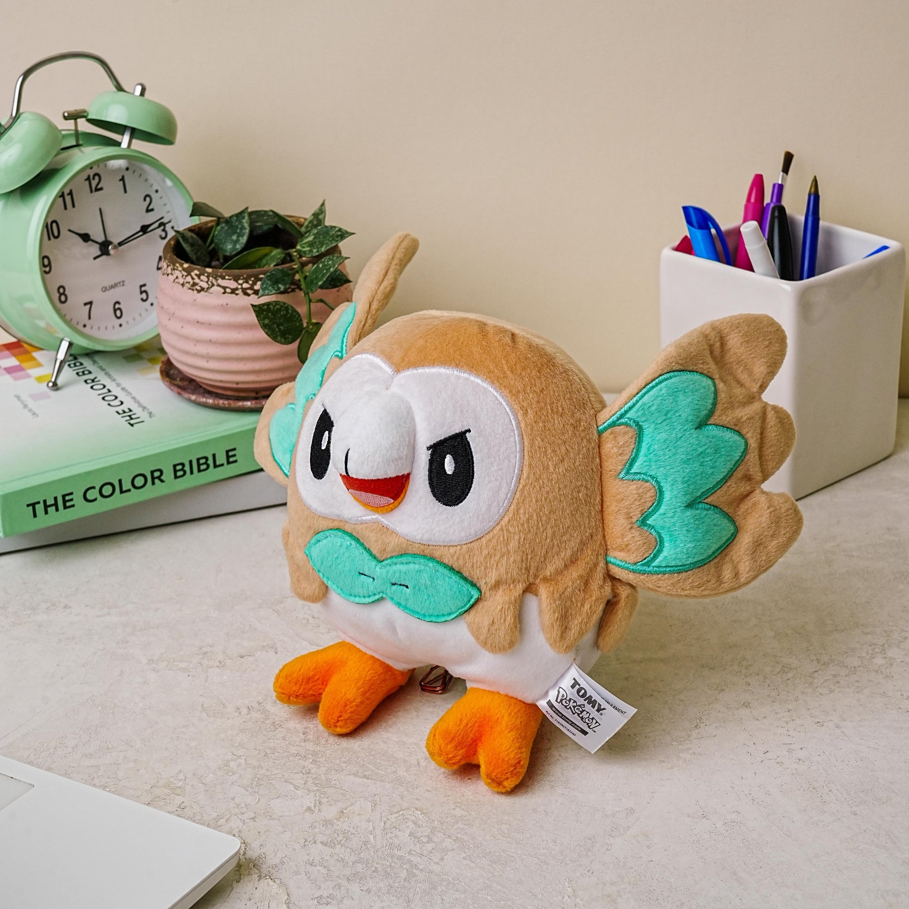 Pokemon 8 Inch Collector Plush | Rowlet (Open Wings)