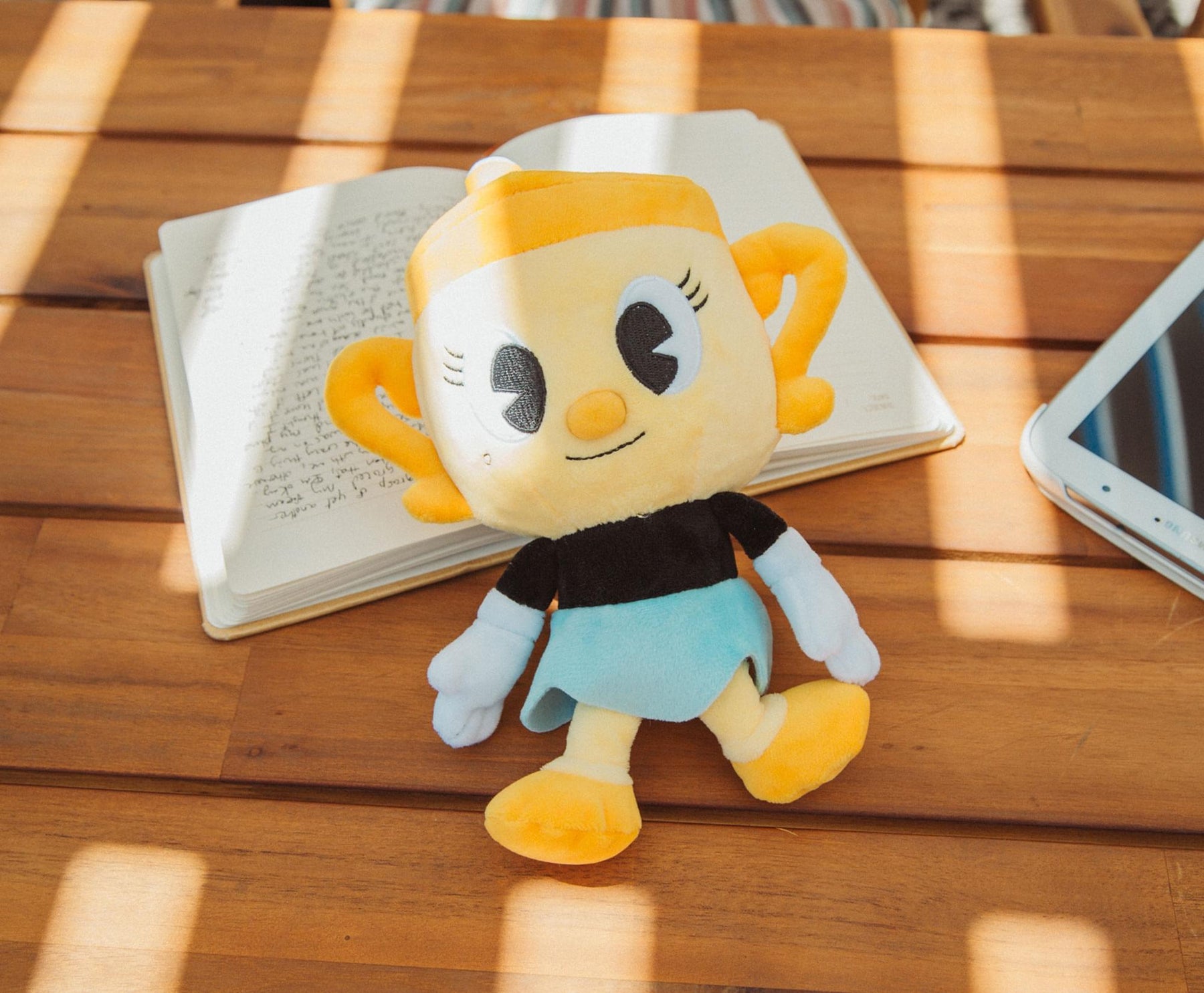 Cuphead 8-Inch Collector Plush Toy | Ms. Chalice