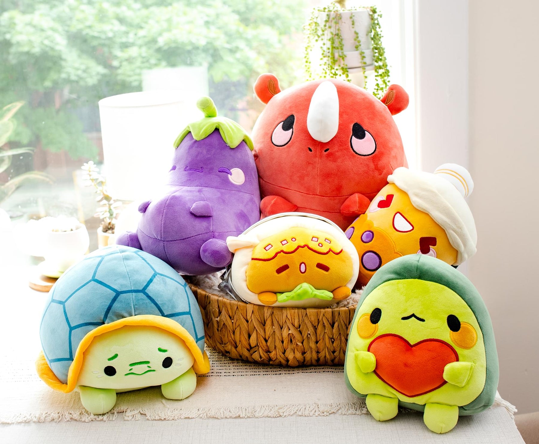 MochiOshis Turtle 12-Inch Character Plush Toy | Jinba Osoioshi
