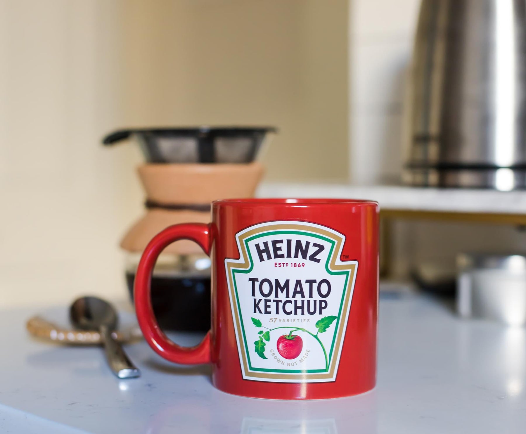 Heinz Ketchup Logo "Worth The Wait" Ceramic Coffee Mug | Holds 16 Ounces