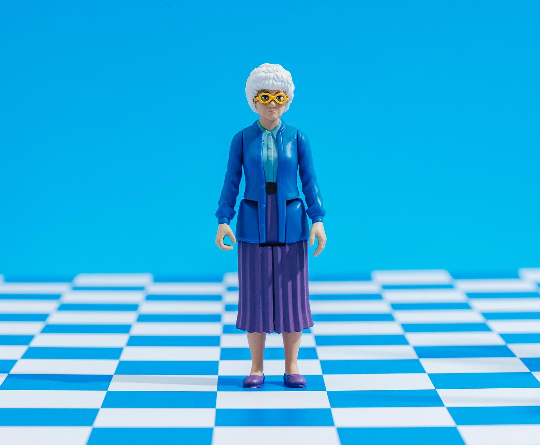 The Golden Girls Sophia Petrillo 3.75-Inch Retro Action Figure