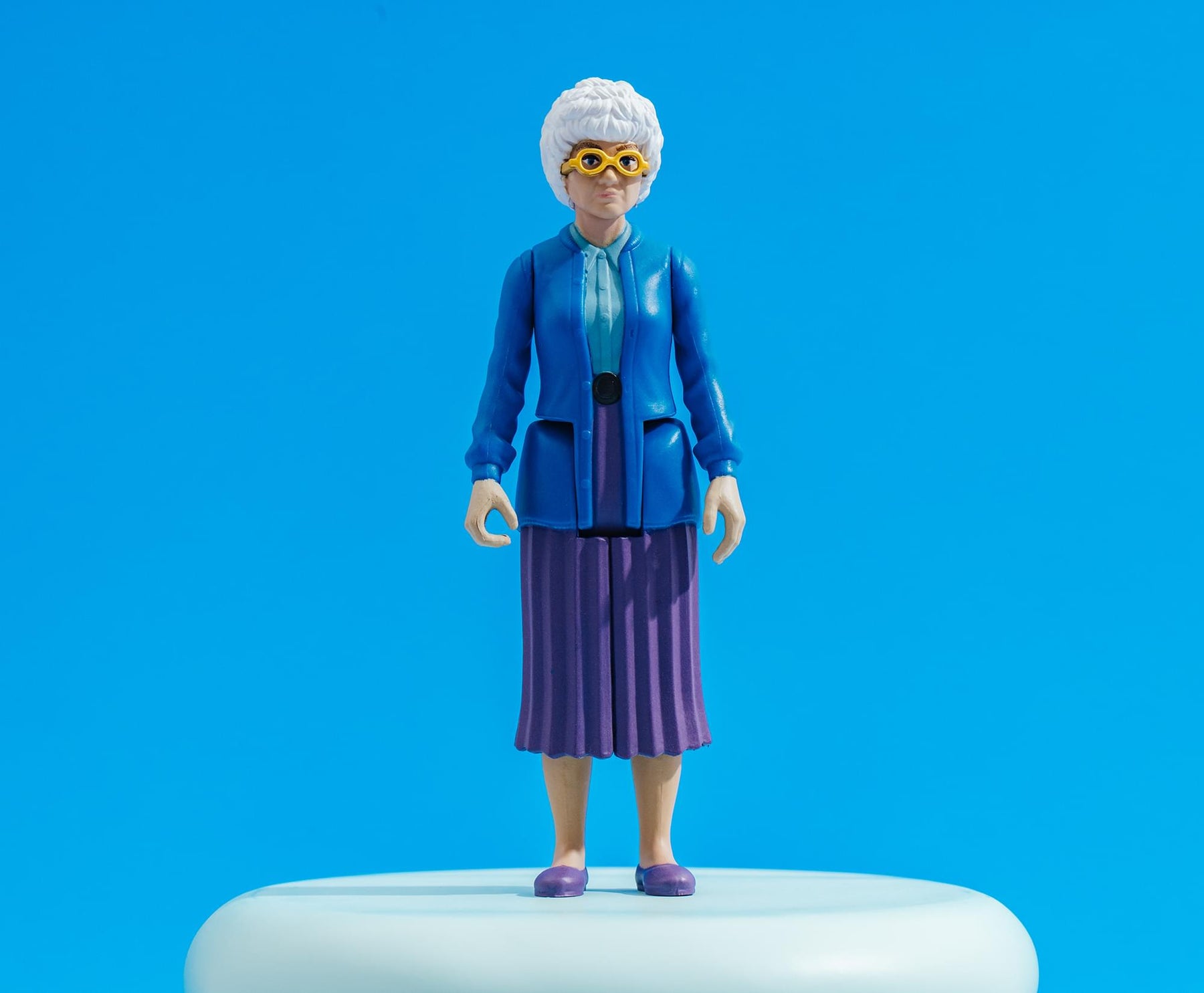 The Golden Girls Sophia Petrillo 3.75-Inch Retro Action Figure