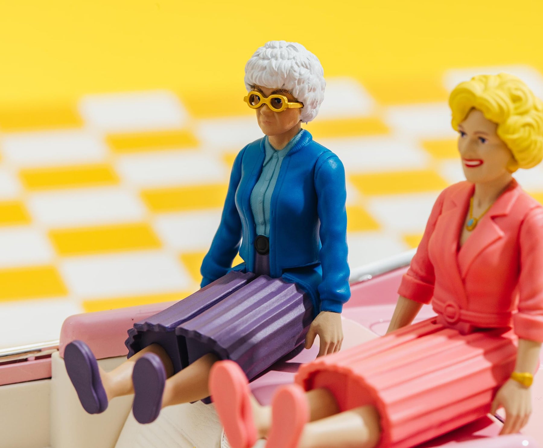 The Golden Girls Sophia Petrillo 3.75-Inch Retro Action Figure