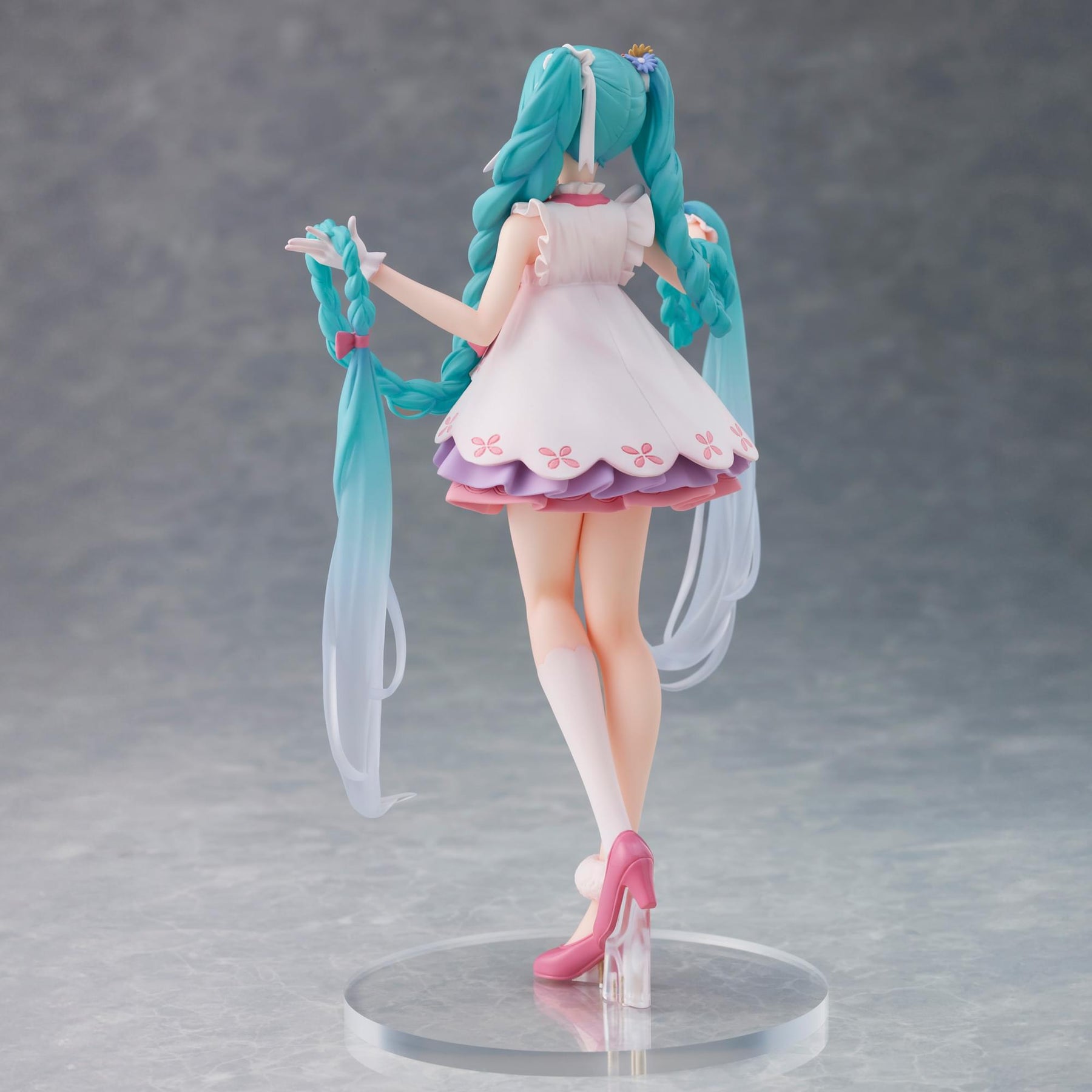 Hatsune Miku Wonderland Figure | Rapunzel
