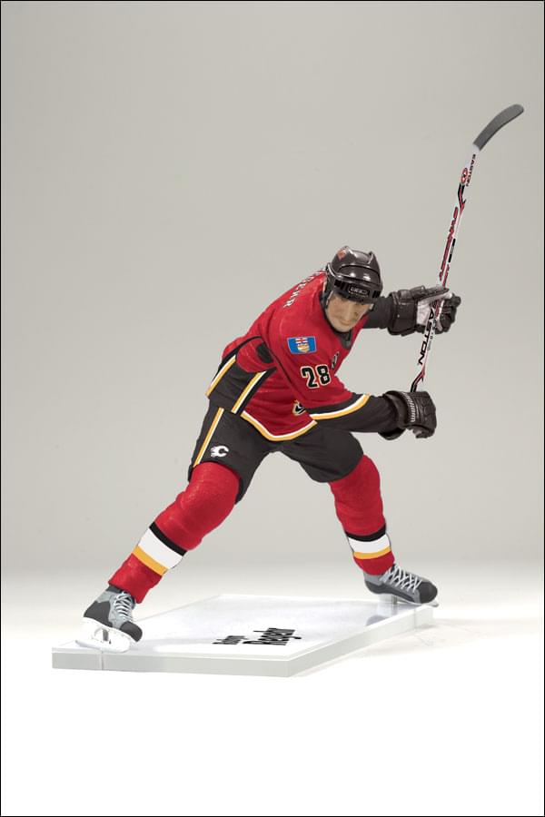 McFarlane NHL Series 24 Figure Robyn Regehr Calgary Flames