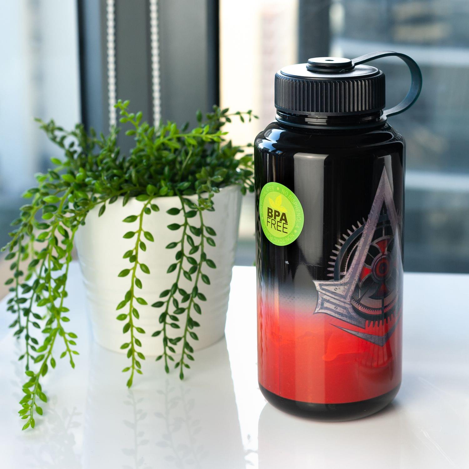 OFFICIAL Assassin's Creed Syndicate Water Bottle | Perfect for Workouts | 32 oz.