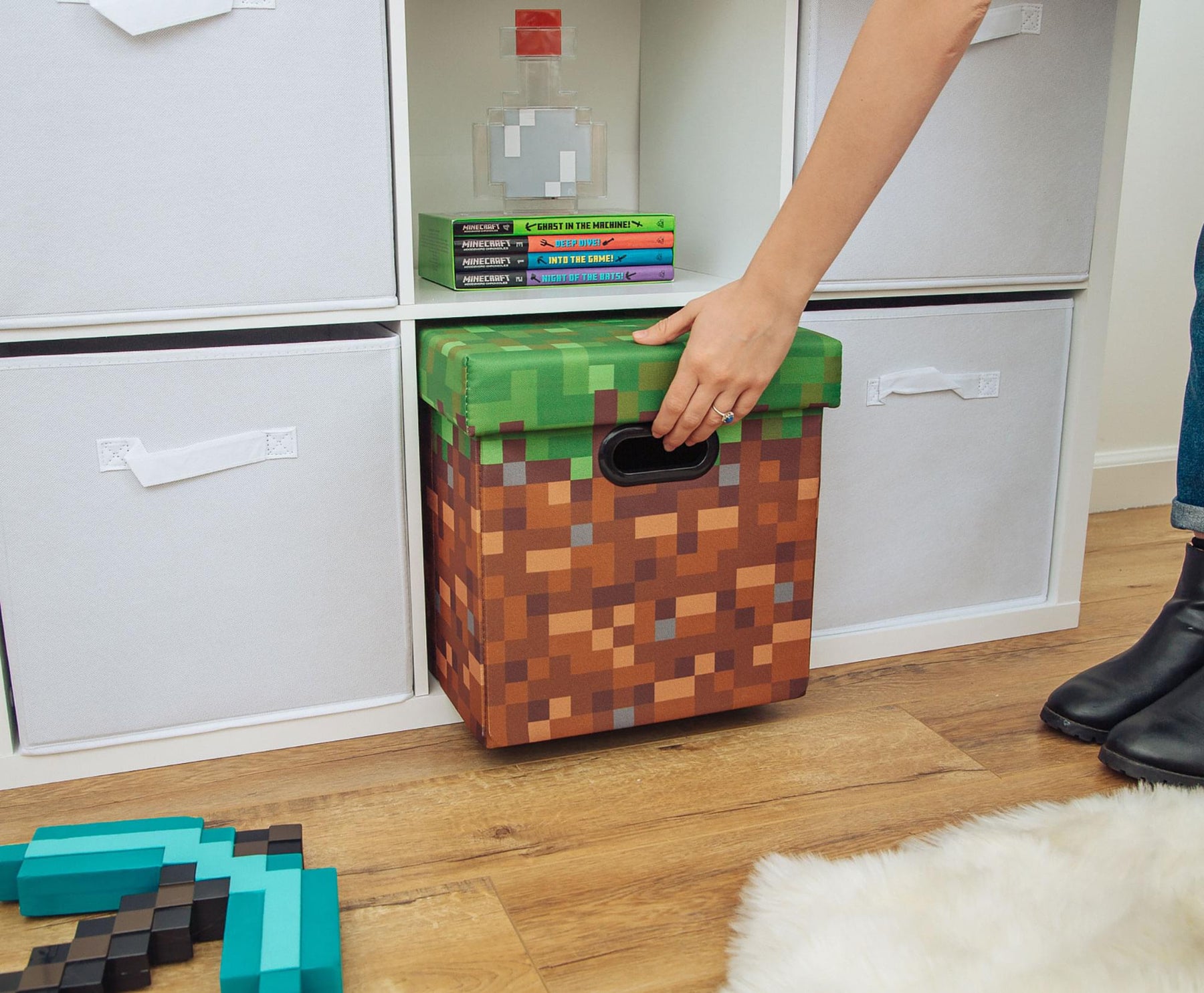 Minecraft Grassy Block Fabric Storage Bin Cube Organizer with Lid | 13 Inches