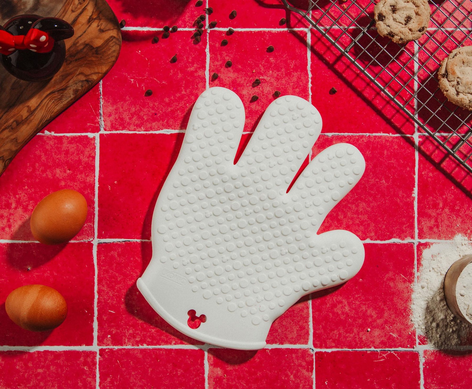 Disney Mickey Mouse Hand Silicone Oven Mitt