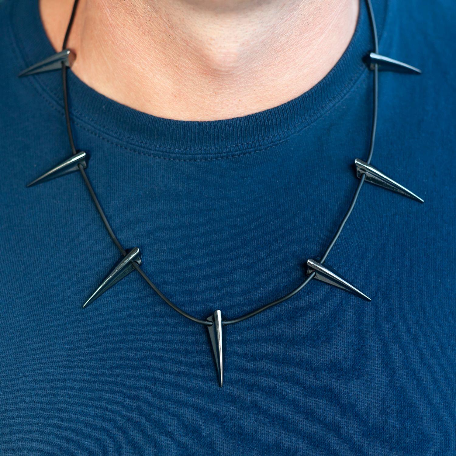 Marvel Black Panther Claw Necklace (10 Steel Claws, Leather Collar)