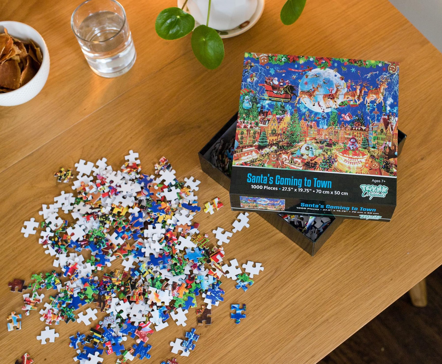 Santa's Coming to Town Christmas Holiday 1000 Piece Jigsaw Puzzle