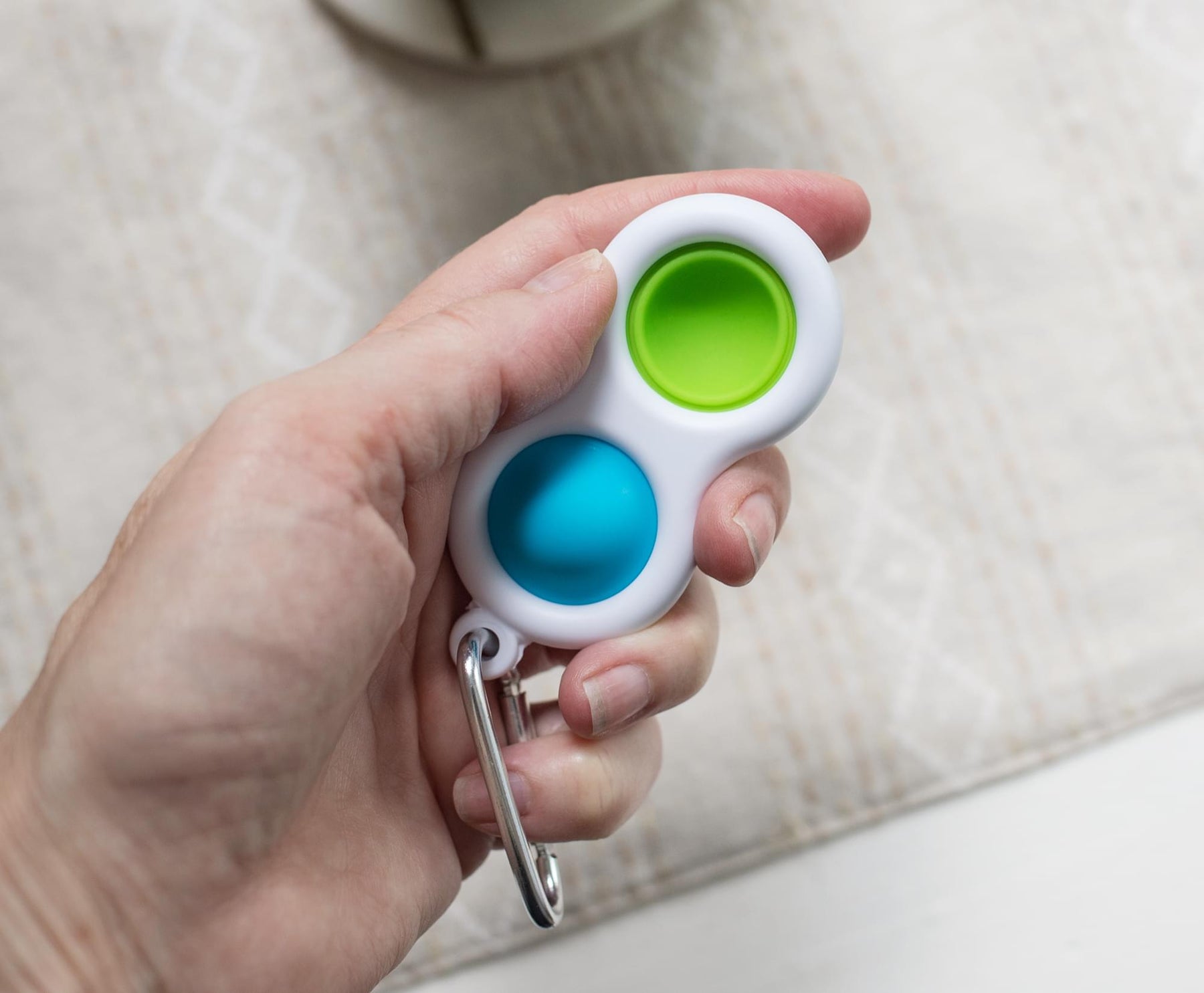 Push Pop Toy 2-Button Keychain | Blue/Green