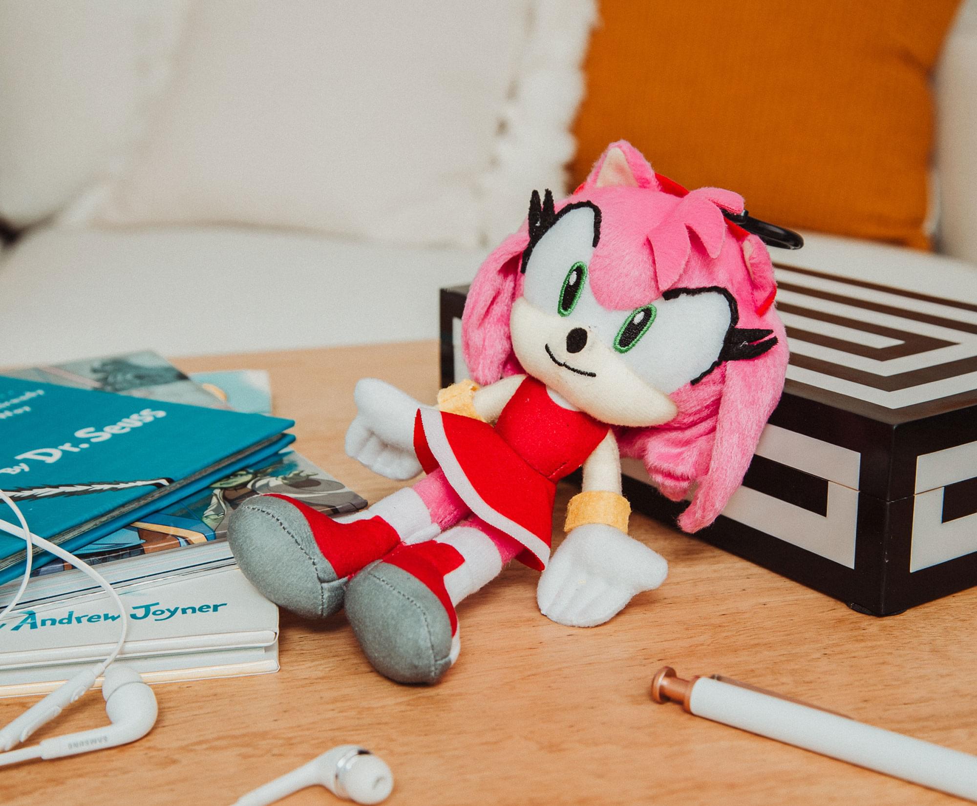 Sonic the Hedgehog 8-Inch Character Plush Toy | Amy Rose