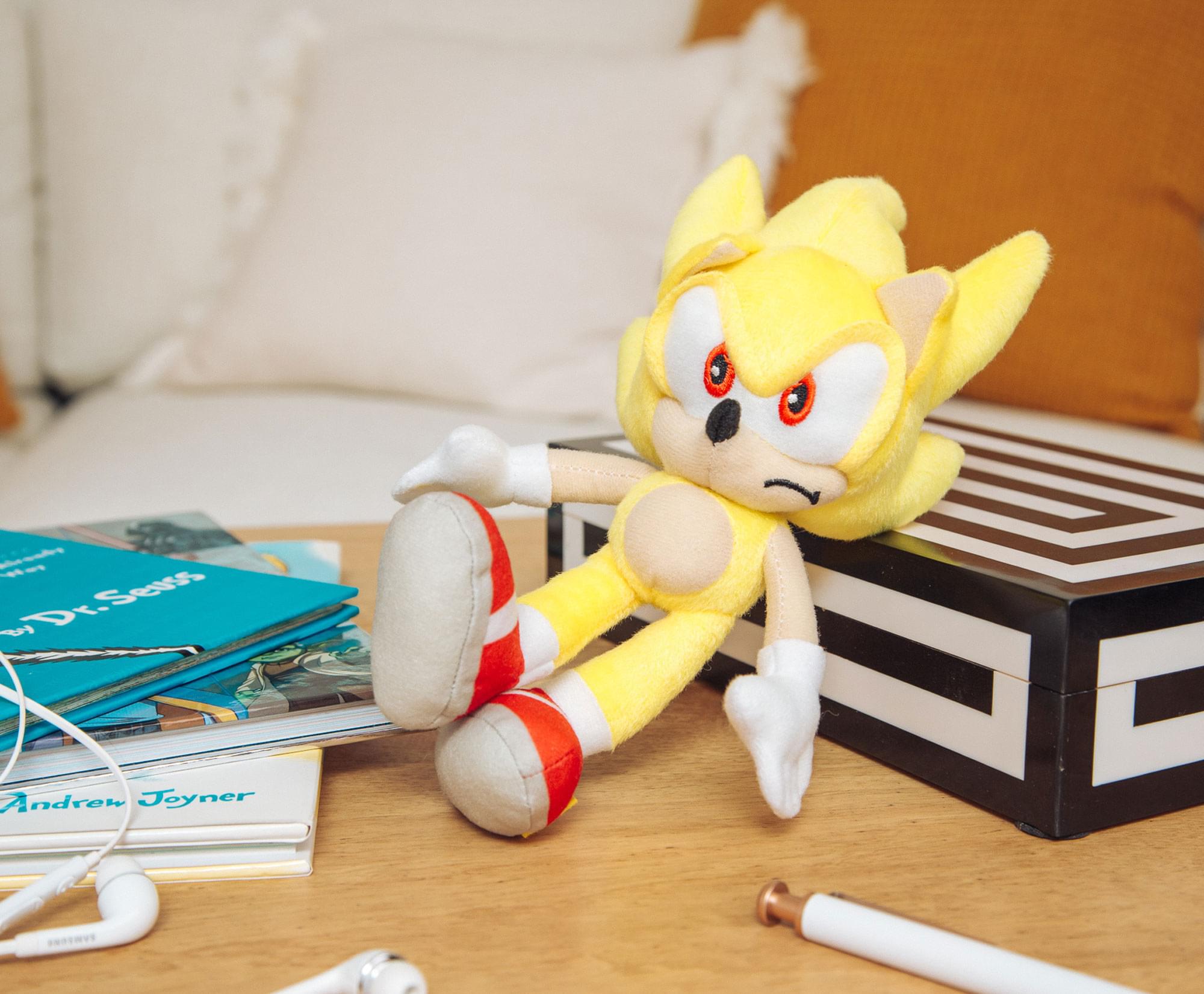 Sonic the Hedgehog 8-Inch Character Plush Toy | Super Sonic