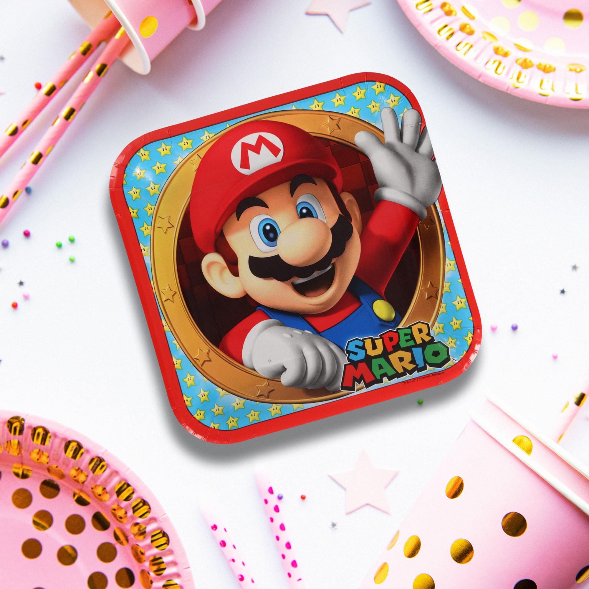 Super Mario Bros. 9" Square Paper Plates, 8 Count