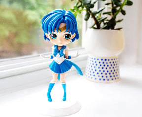 Sailor Moon Eternal Q Posket Action Figure | Super Sailor Mercury (Version A)