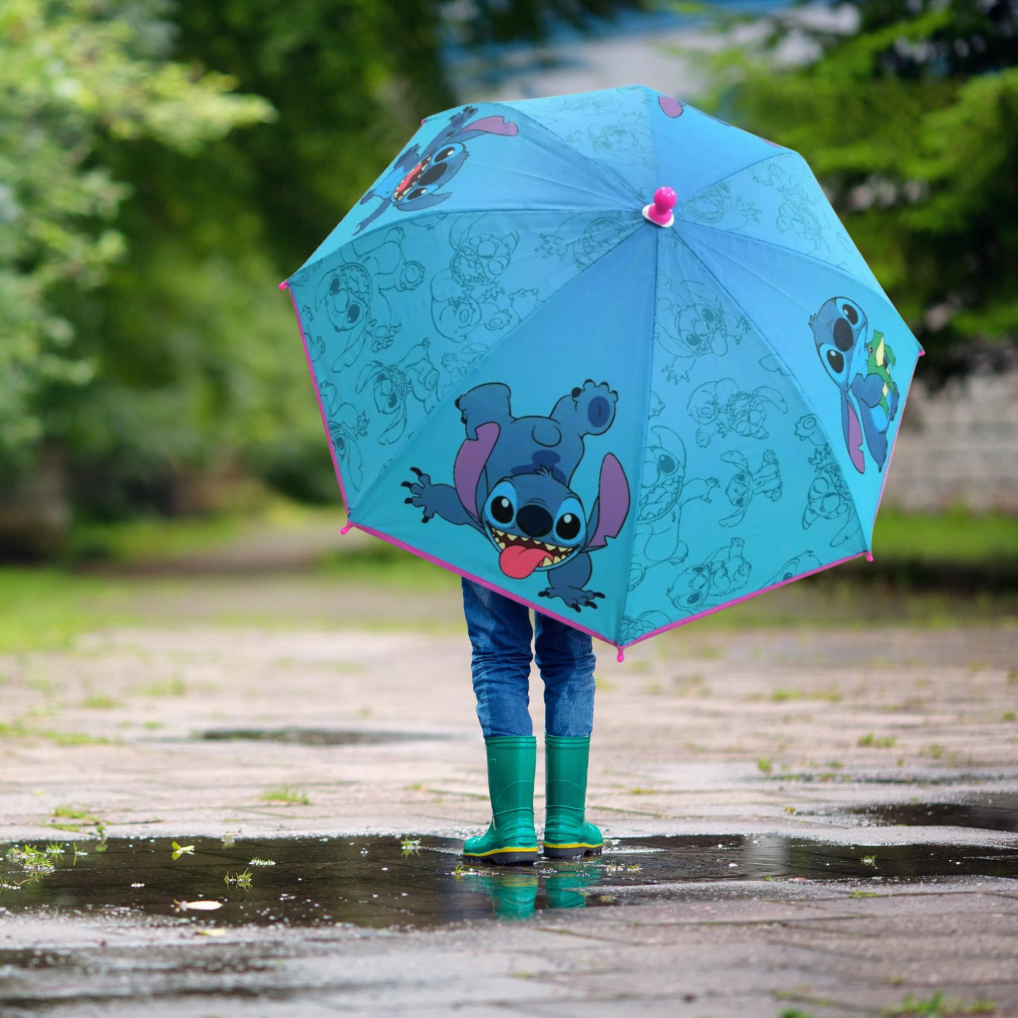 Disney Lilo & Stitch 21-Inch Kid's Umbrella With Clamshell Handle