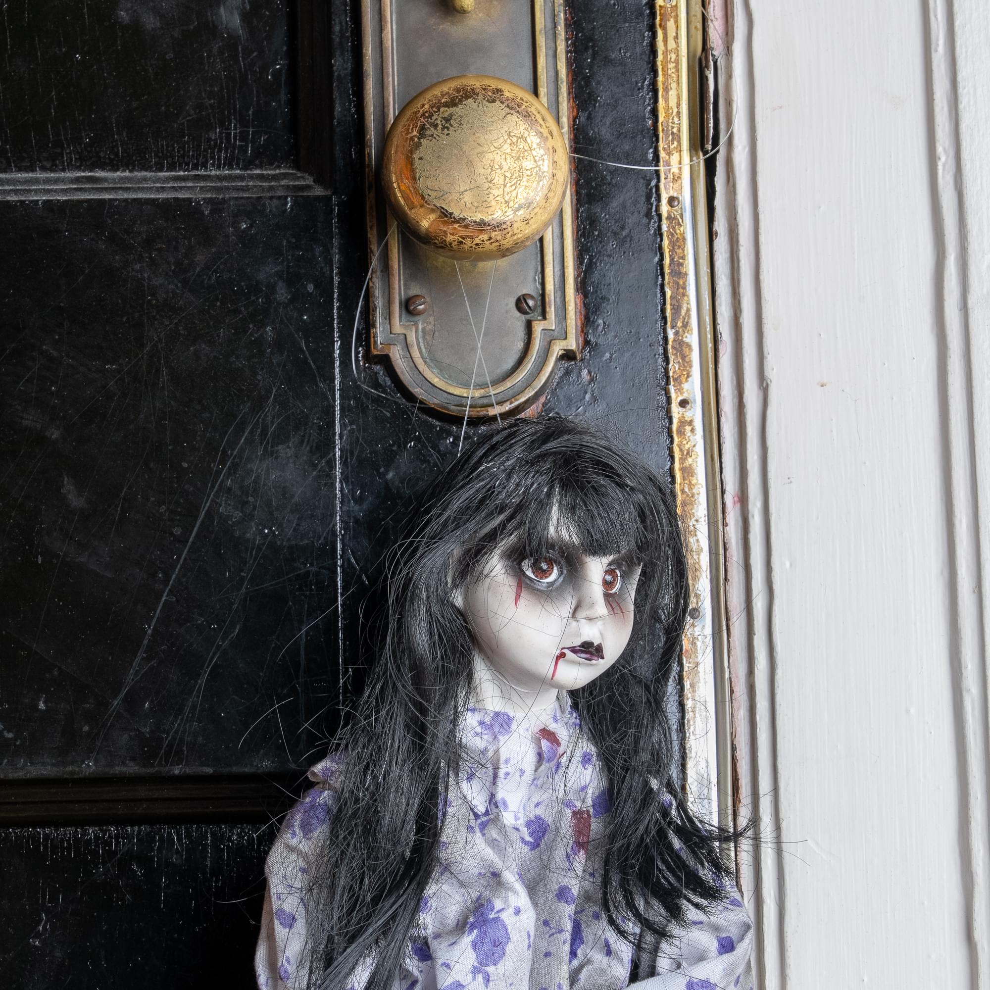 Zombie Girl Halloween Decoration