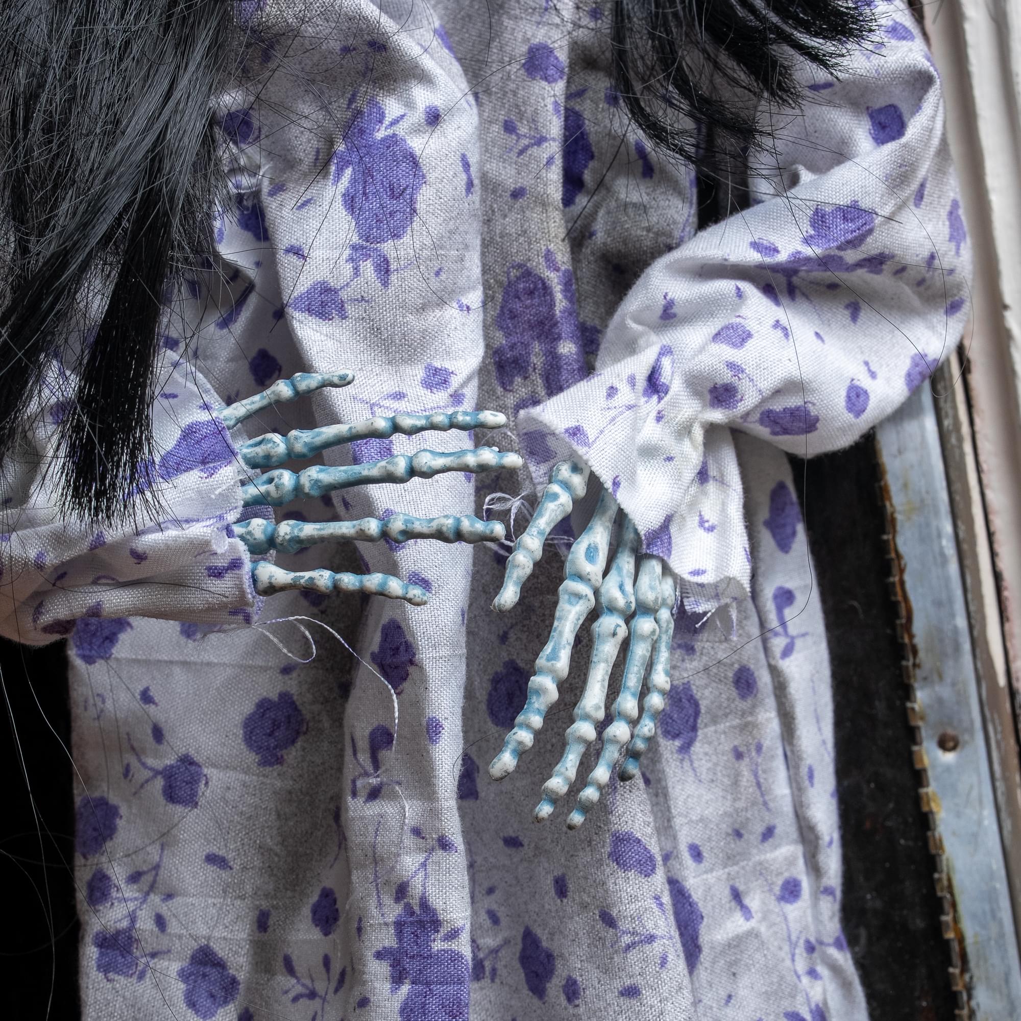 Zombie Girl Halloween Decoration