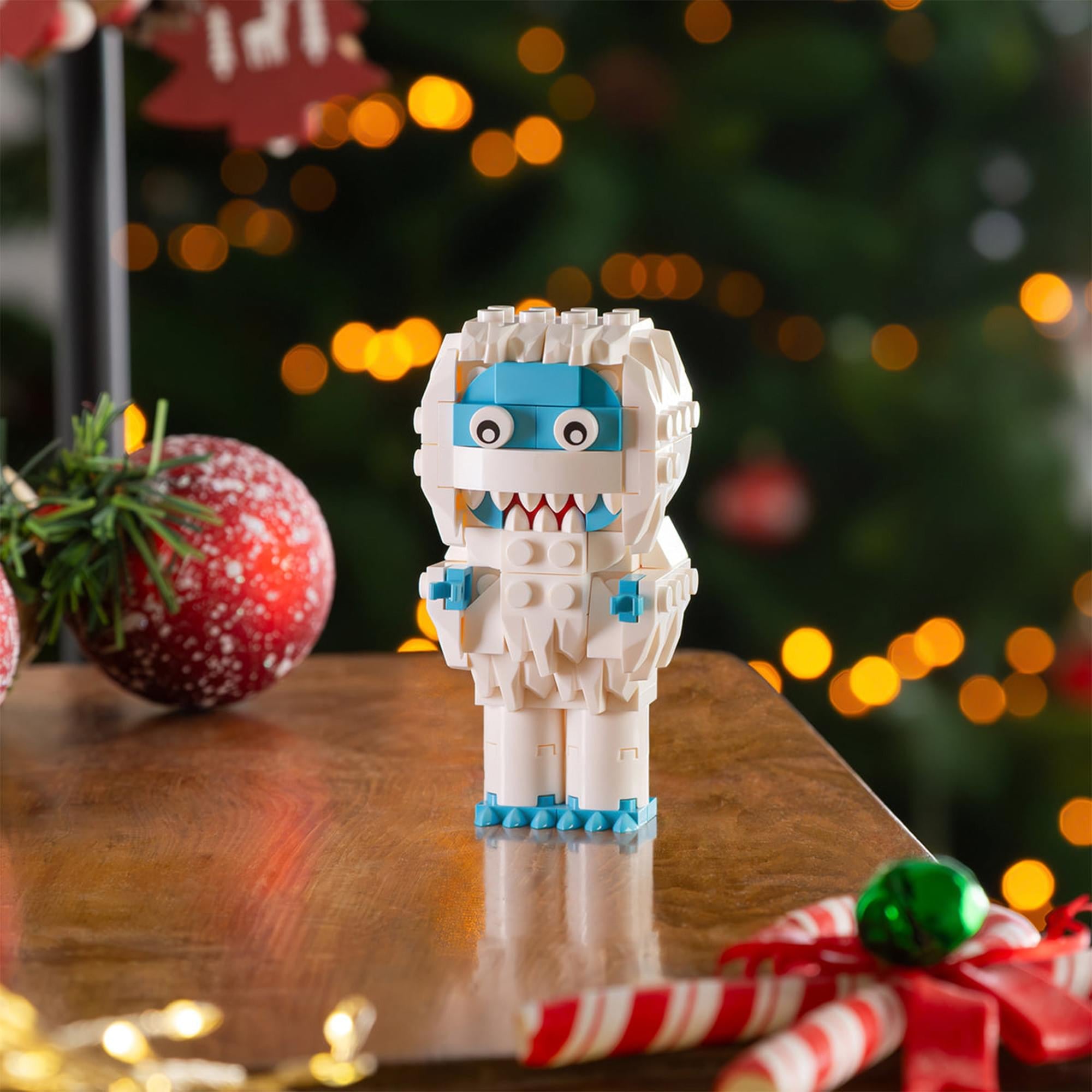 Rudolph The Red-Nosed Reindeer Bumble Figure 89-Piece Brickcraft Building Set