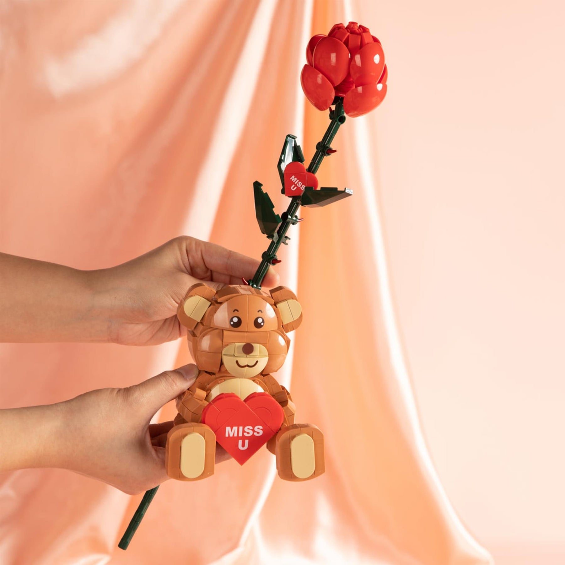Bricktanicals Long Stem Red Rose 102 Pieces Building Set