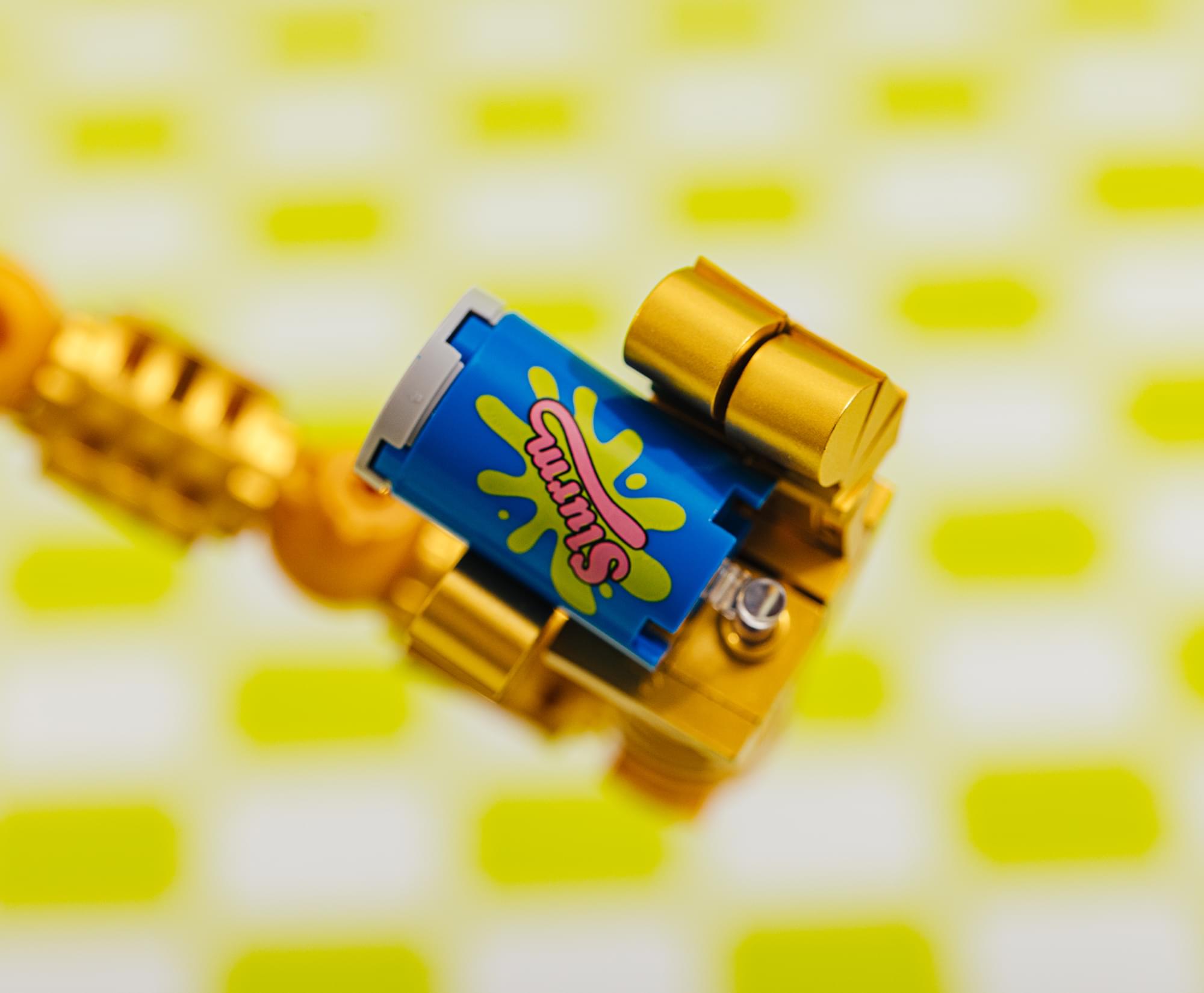 Brickcraft Futurama Glorious Golden Bender 396-Piece Building Kit