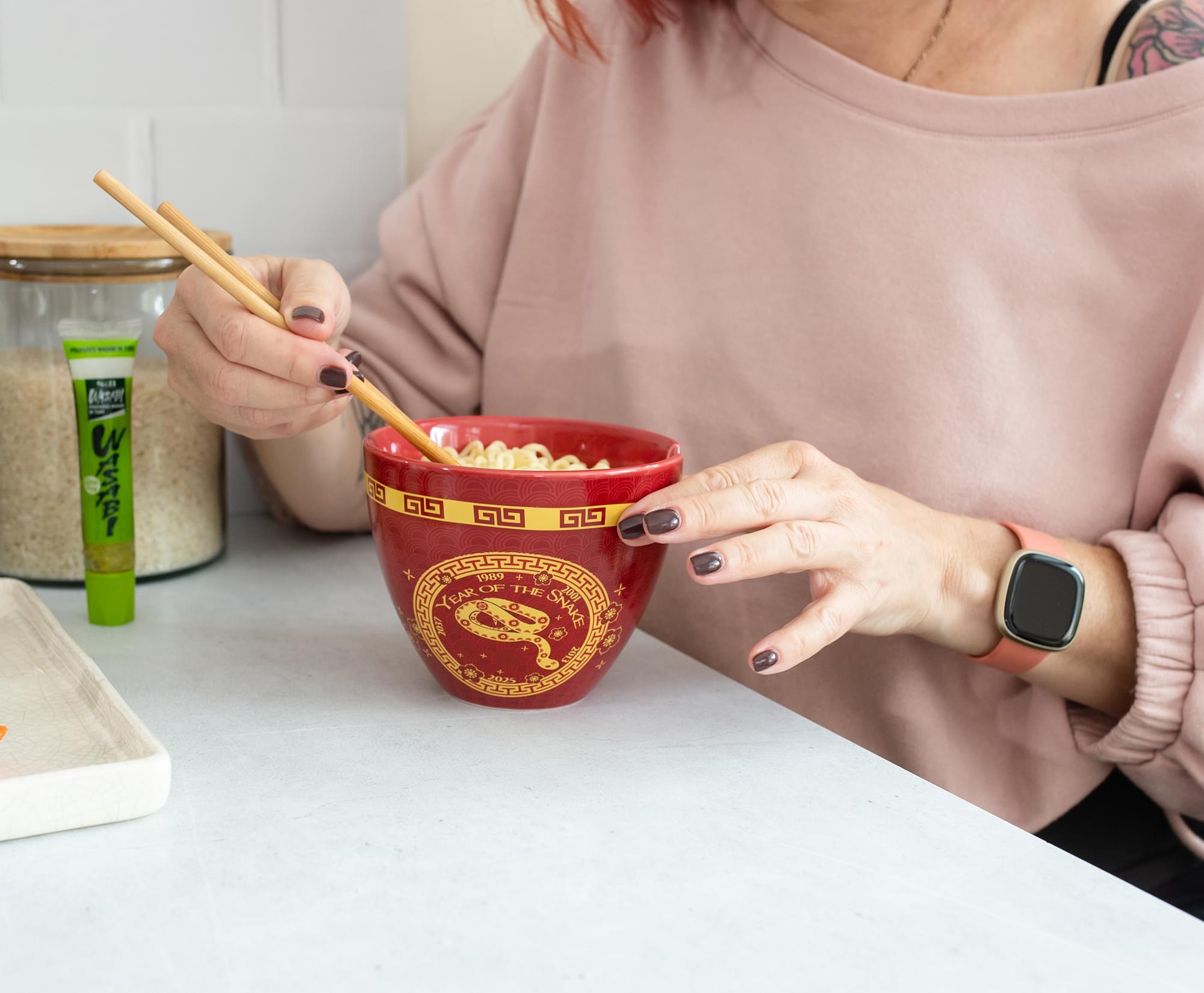 Year Of The Snake Chinese Zodiac 16-Ounce Ramen Bowl and Chopstick Set