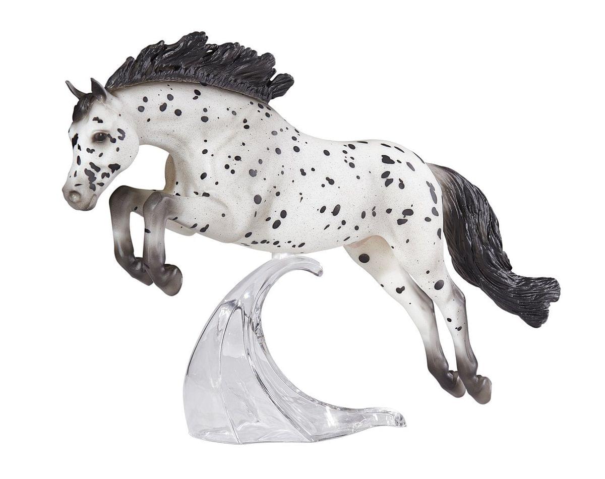 Breyer Traditional Series EZ to Spot Model Horse