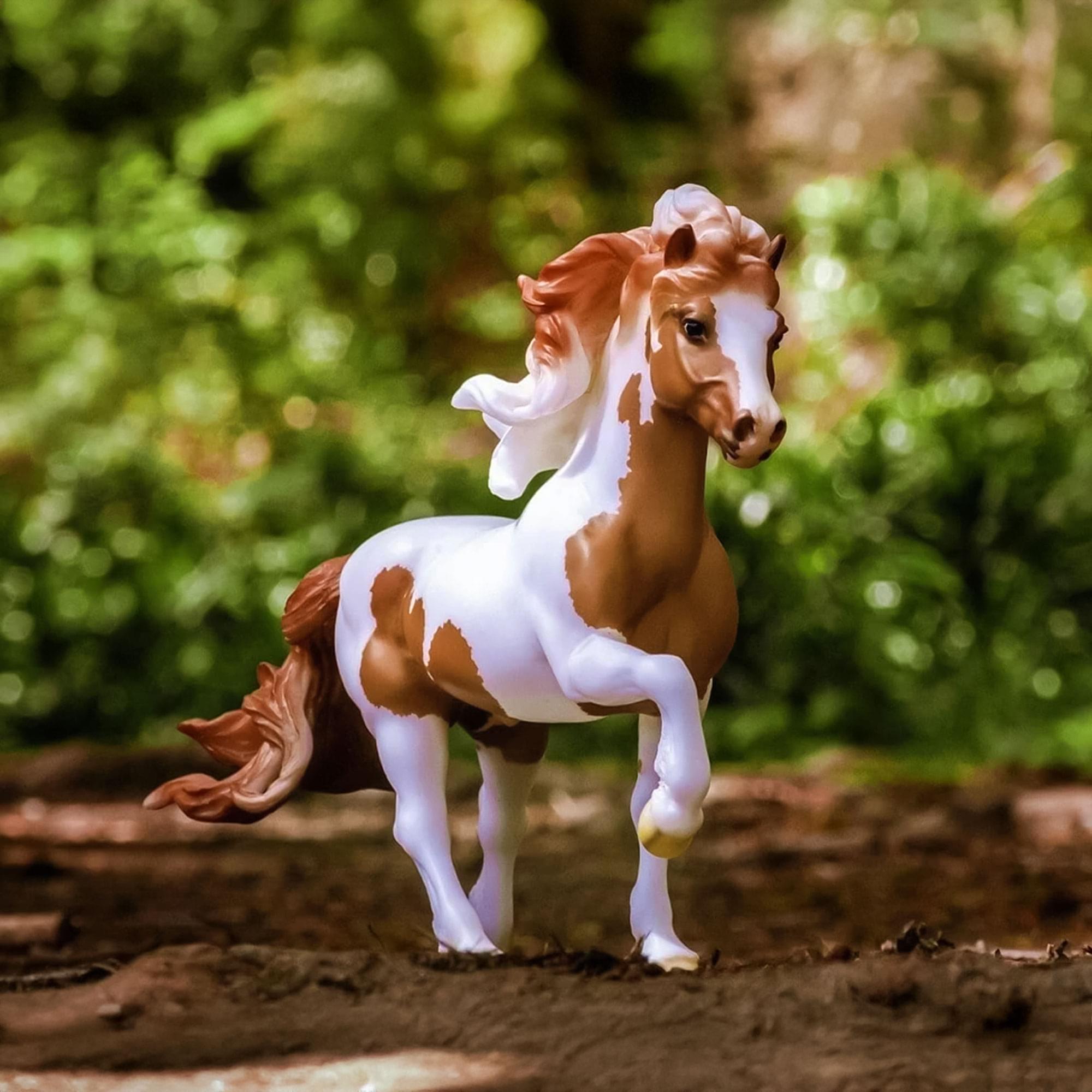 Breyer Traditional 1:9 Scale Model Horse | Sporður frá Bergi
