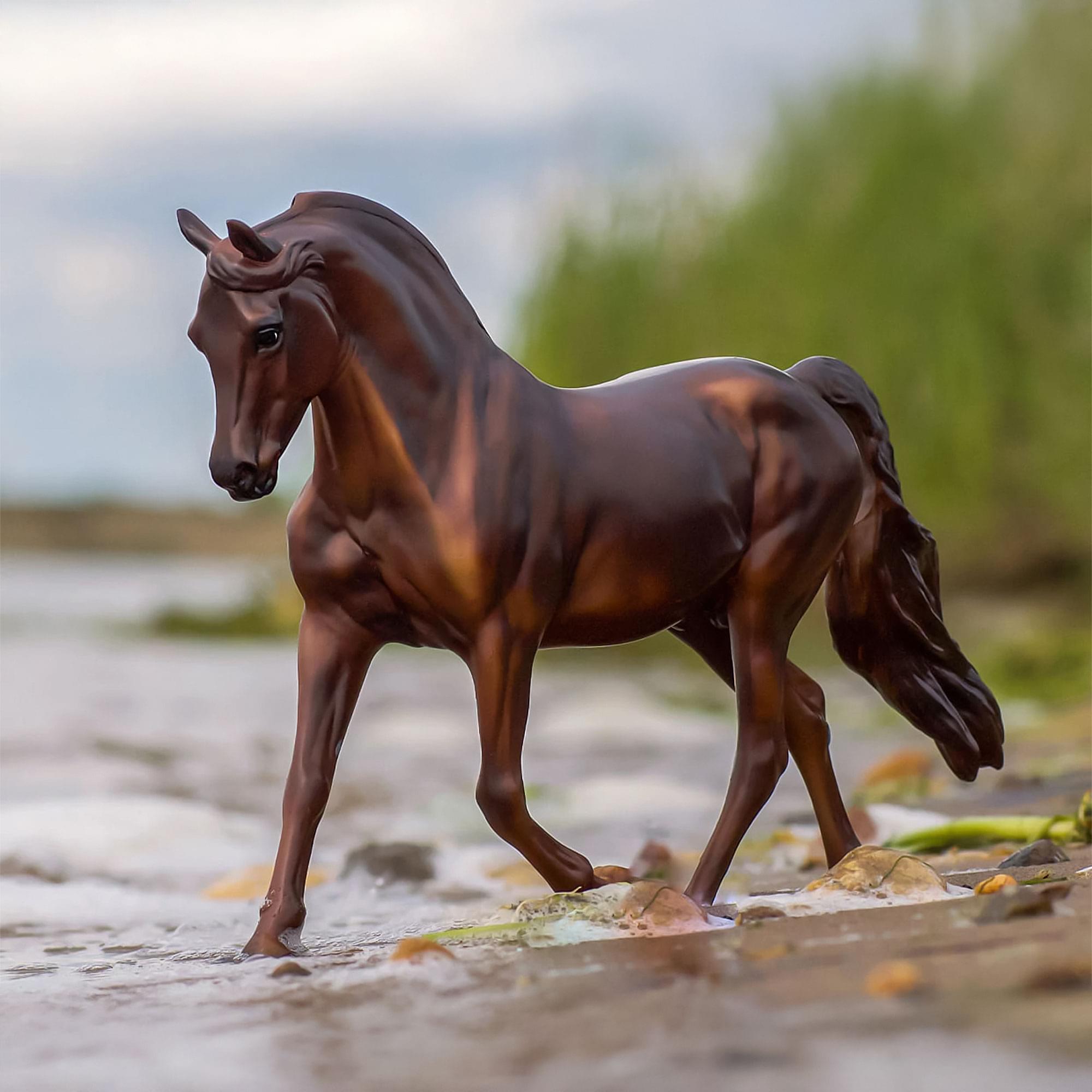 Breyer Traditional 1:9 Scale Model Horse | MorganQuest Native Sun