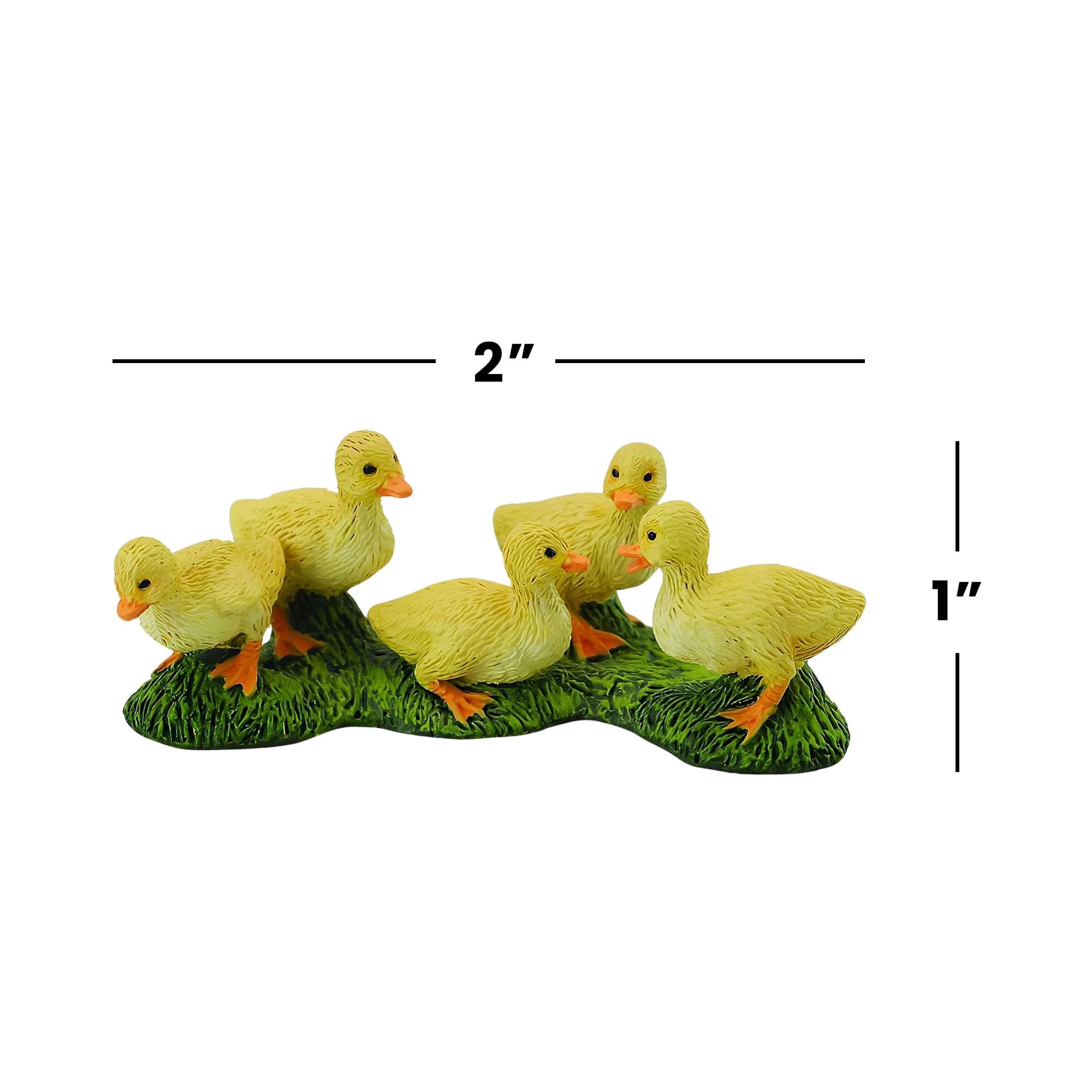 CollectA Farm Life Collection Miniature Figure | Ducklings