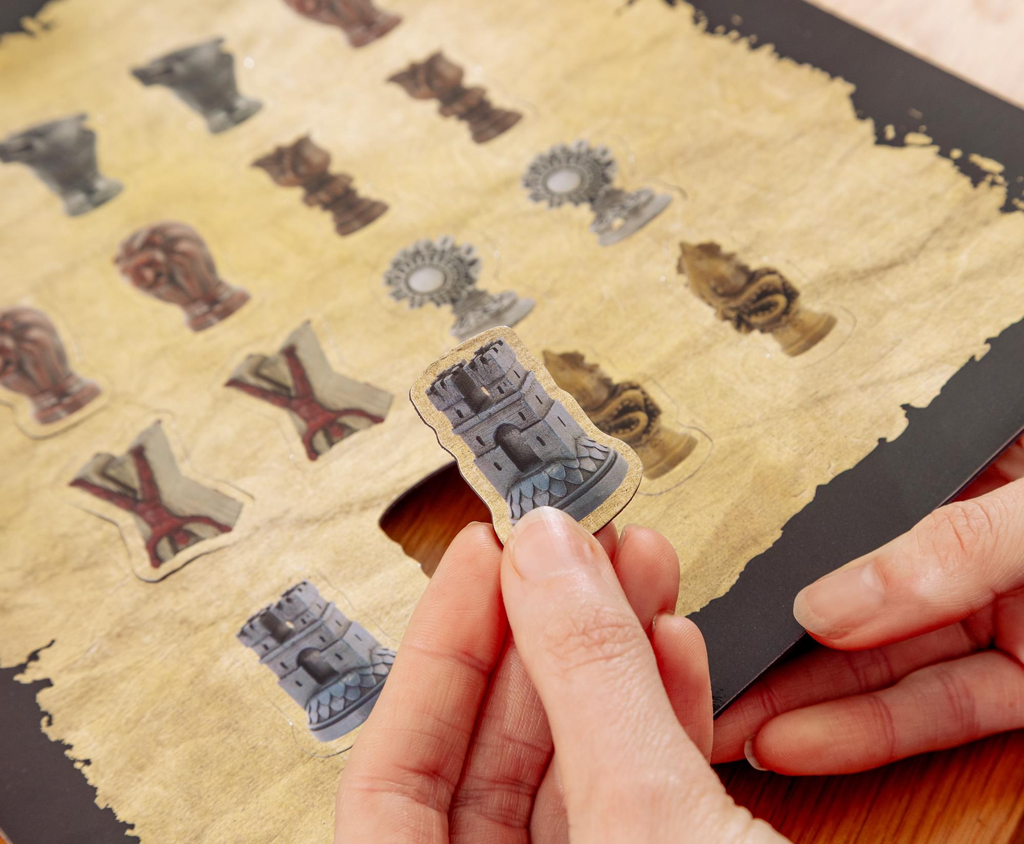 Game of Thrones Westeros Map and Markers Magnet Set