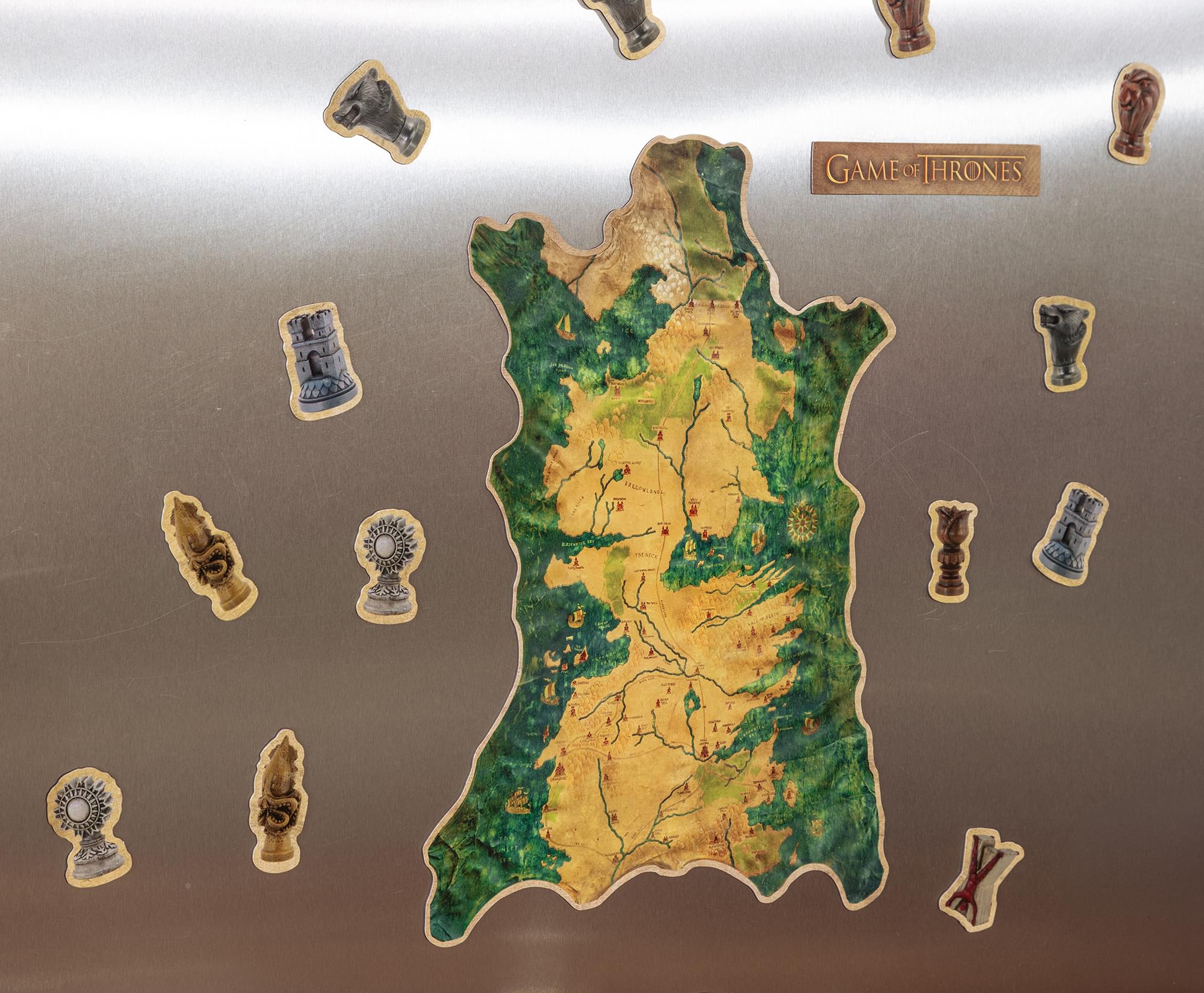 Game of Thrones Westeros Map and Markers Magnet Set