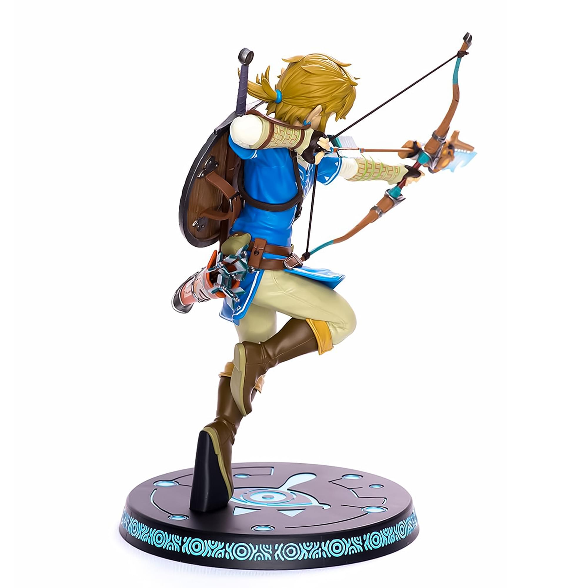 The Legend of Zelda: Breath of the Wild 10" Link Figure