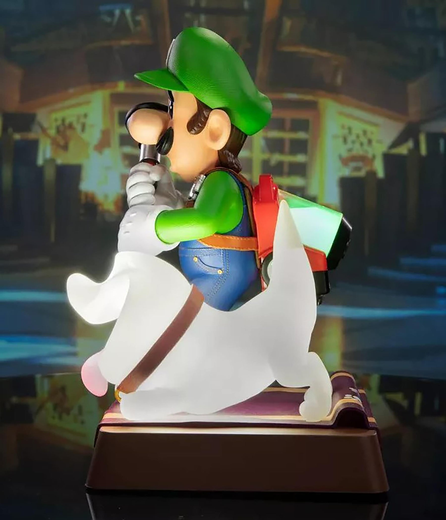 Luigis Mansion 3 Luigi and Polterpup 9-Inch PVC Collector Edition Statue