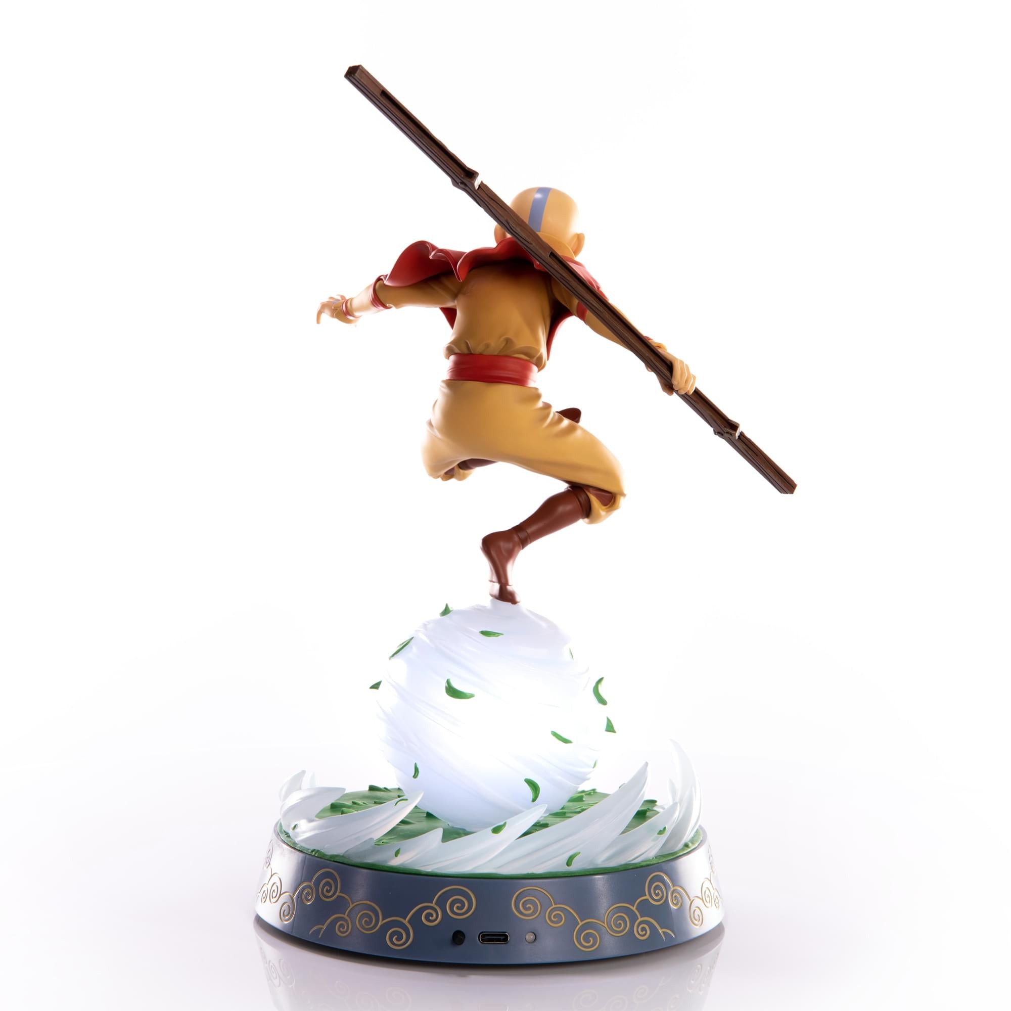 Avatar: The Last Airbender Aang 11 Inch PVC Statue (Collector's Edition)