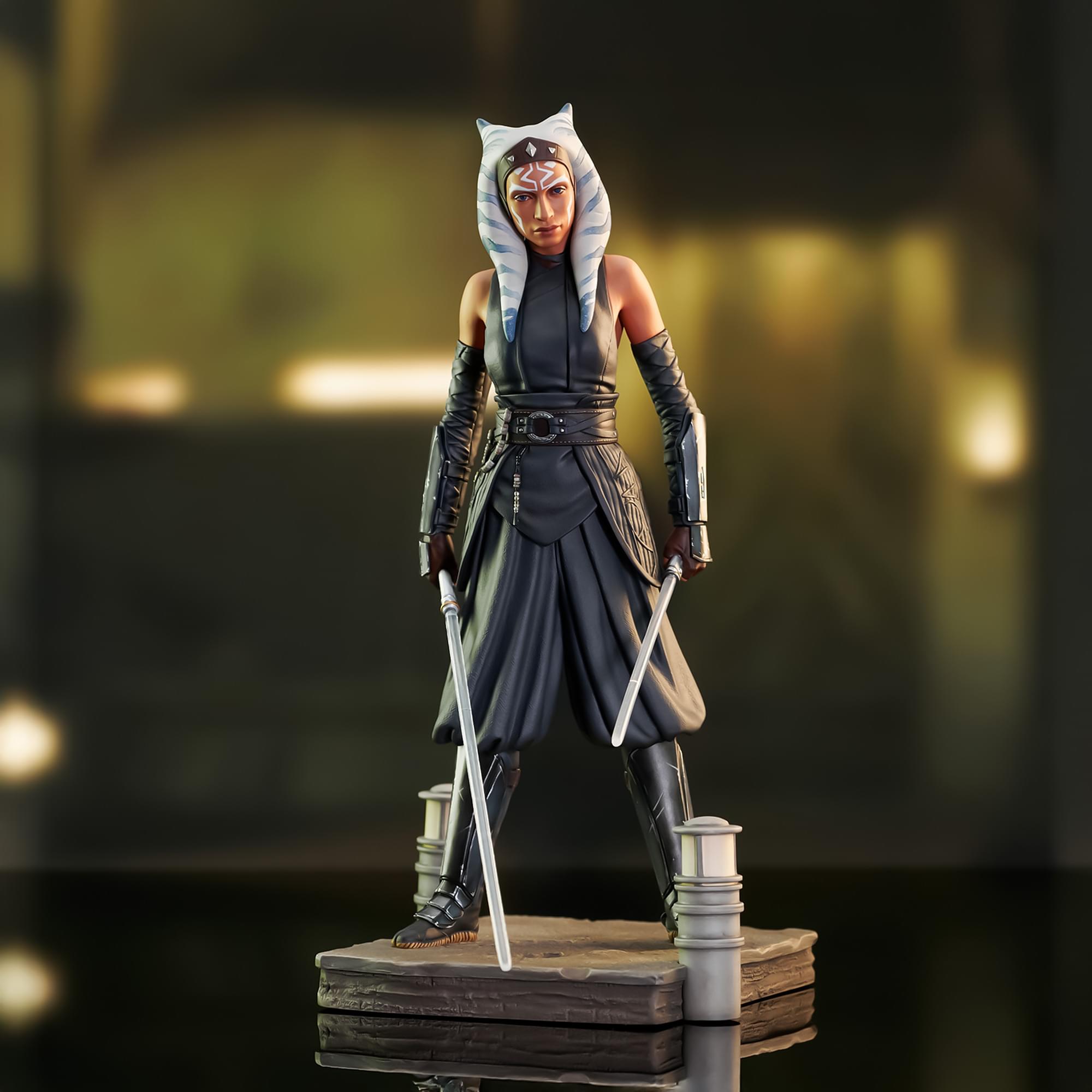 Star Wars: The Mandalorian Ahsoka Premier Collection 1:7 Scale Statue