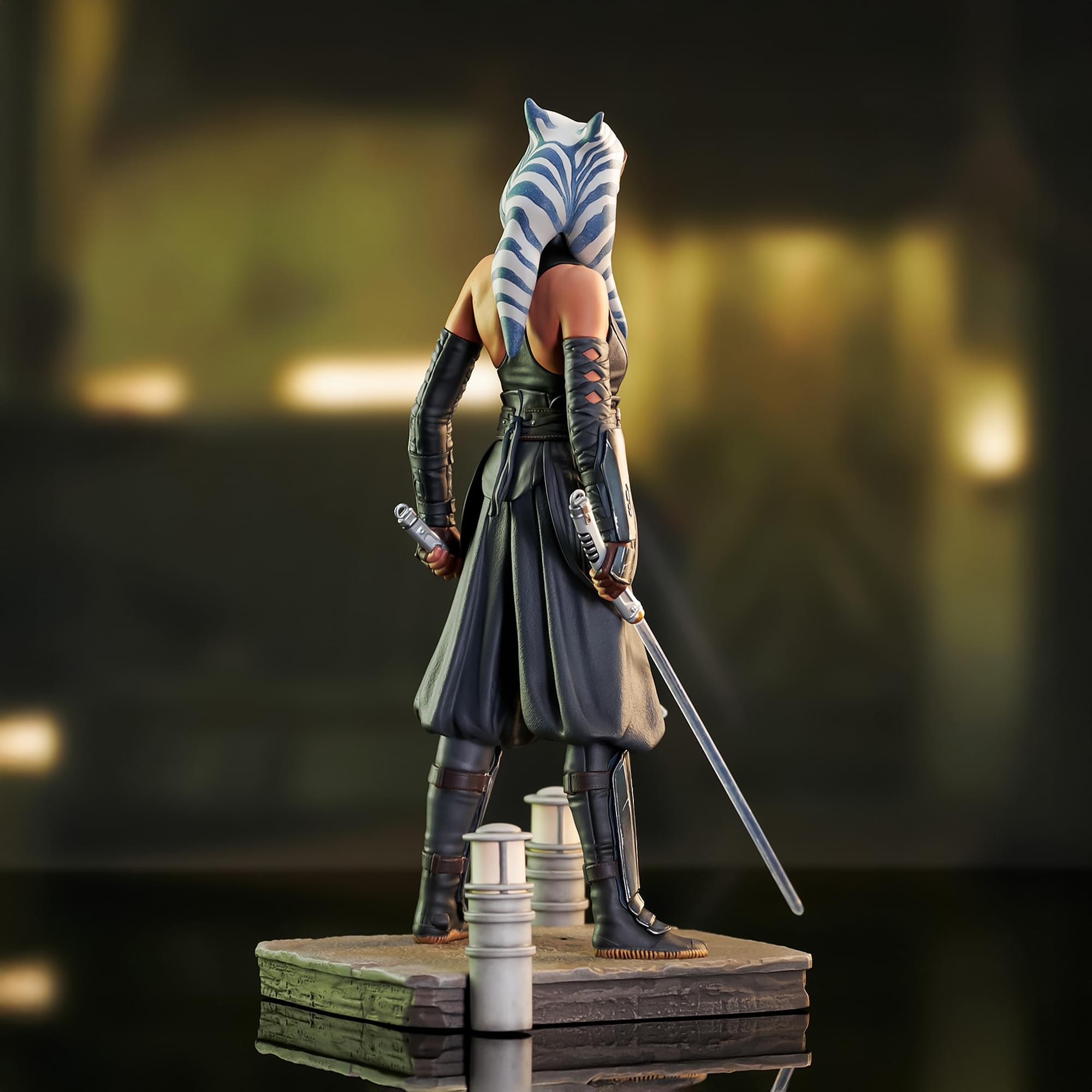 Star Wars: The Mandalorian Ahsoka Premier Collection 1:7 Scale Statue