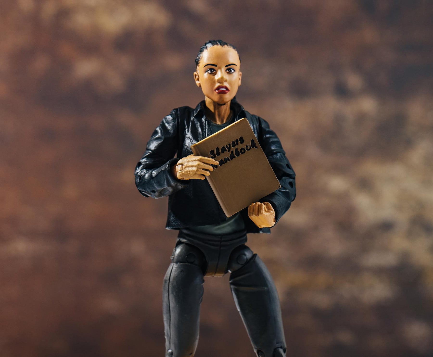 Buffy The Vampire Slayer Exclusive 6 Inch Action Figure - Becoming Kendra