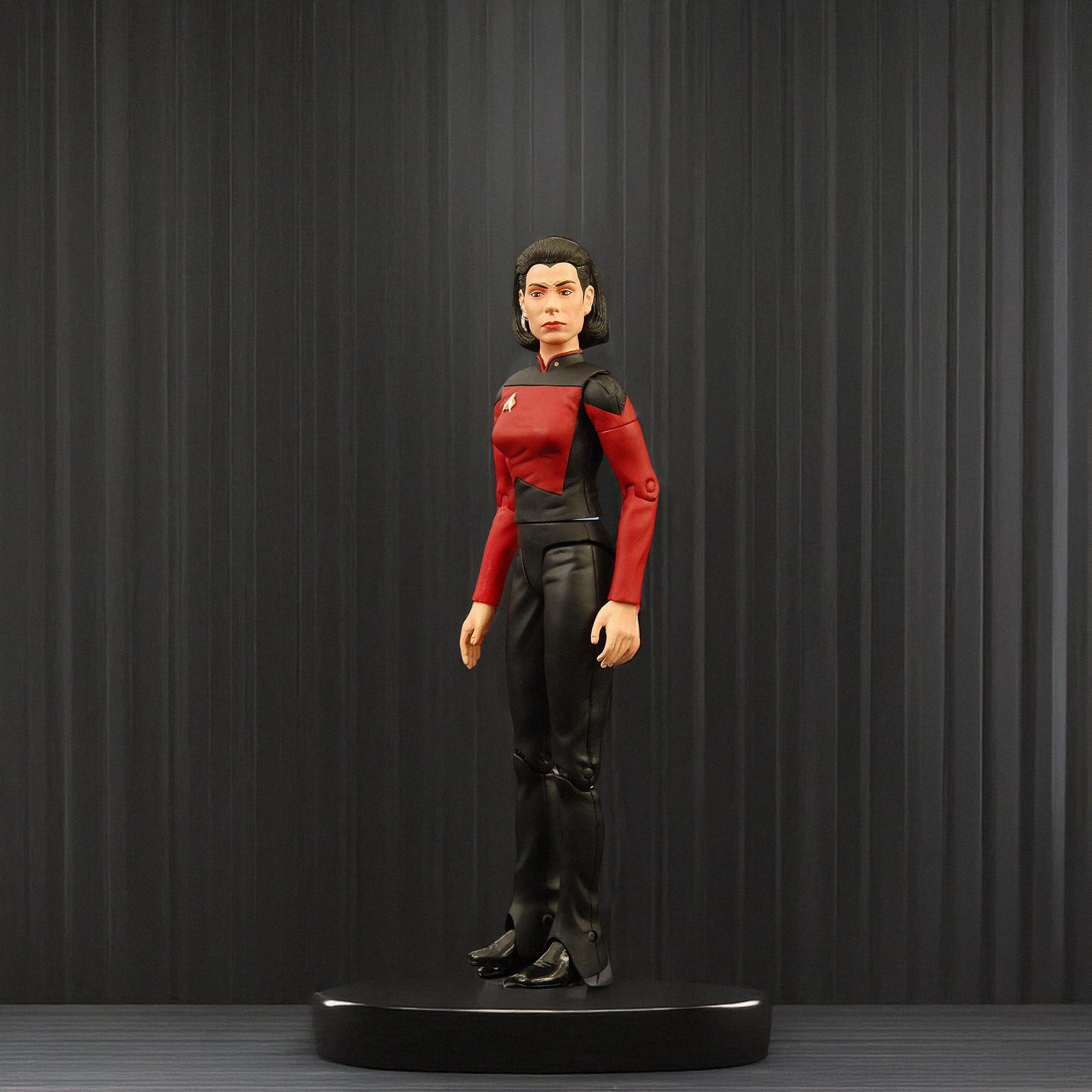 Star Trek Tng Ensign Bajoran Ro Laren Figure