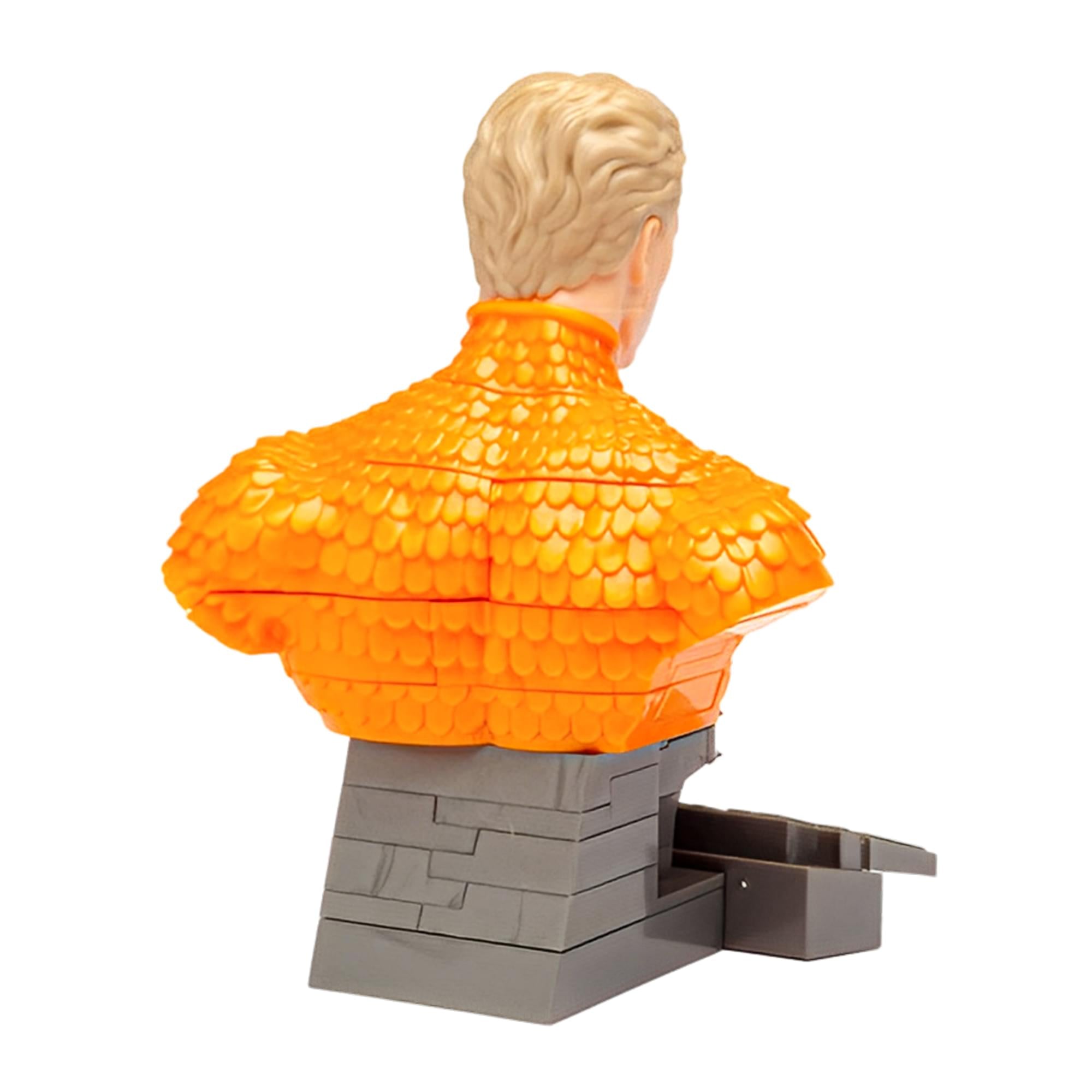 Eaglemoss DC Aquaman 72 Piece 3D Jigsaw Puzzle | Solid Color