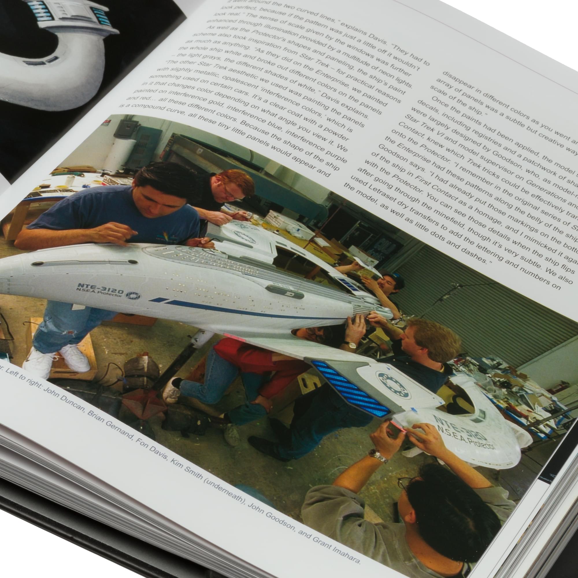 Eaglemoss Galaxy Quest The Inside Story Book