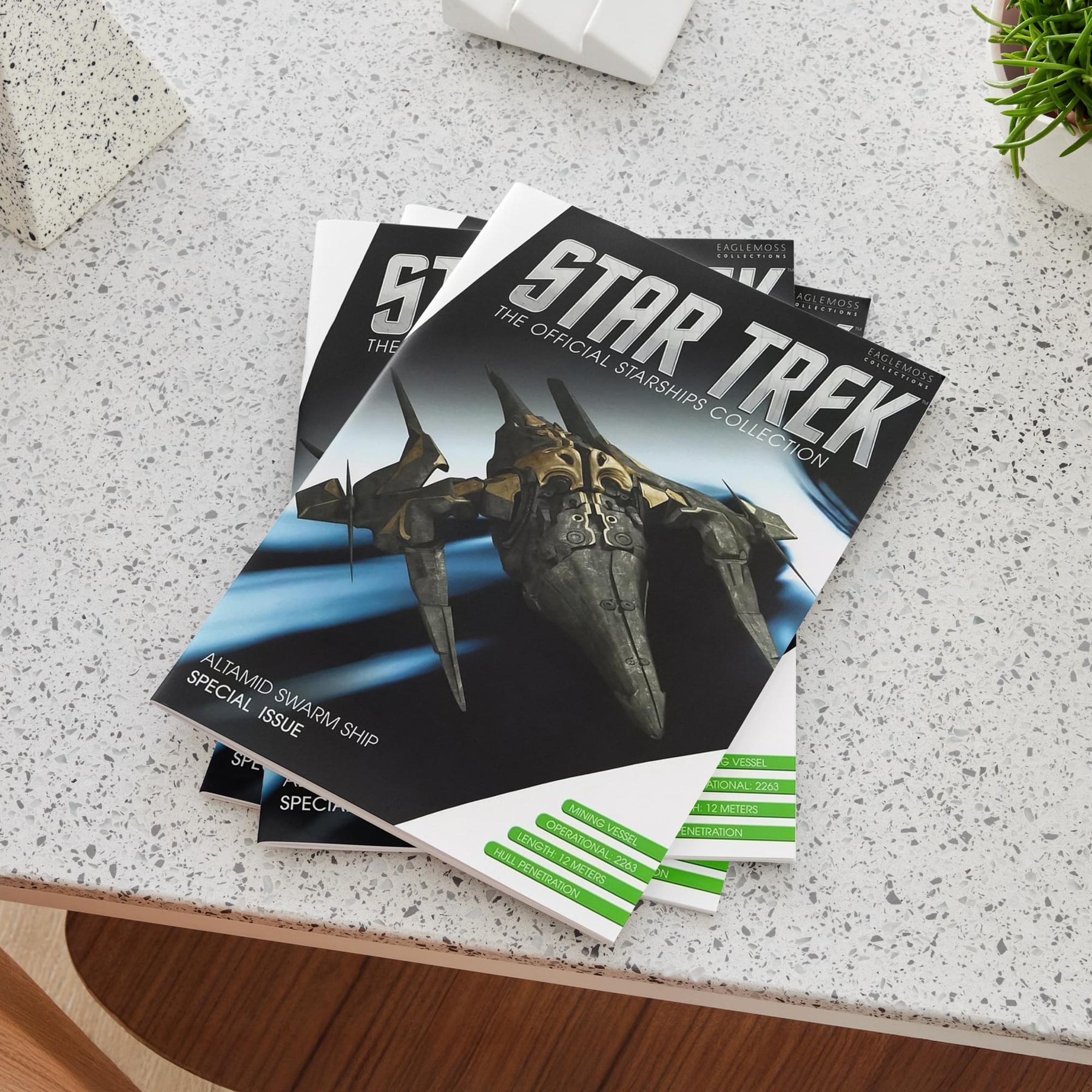 Eaglemoss Star Trek Starships Altamid Swarm Ship Magazine