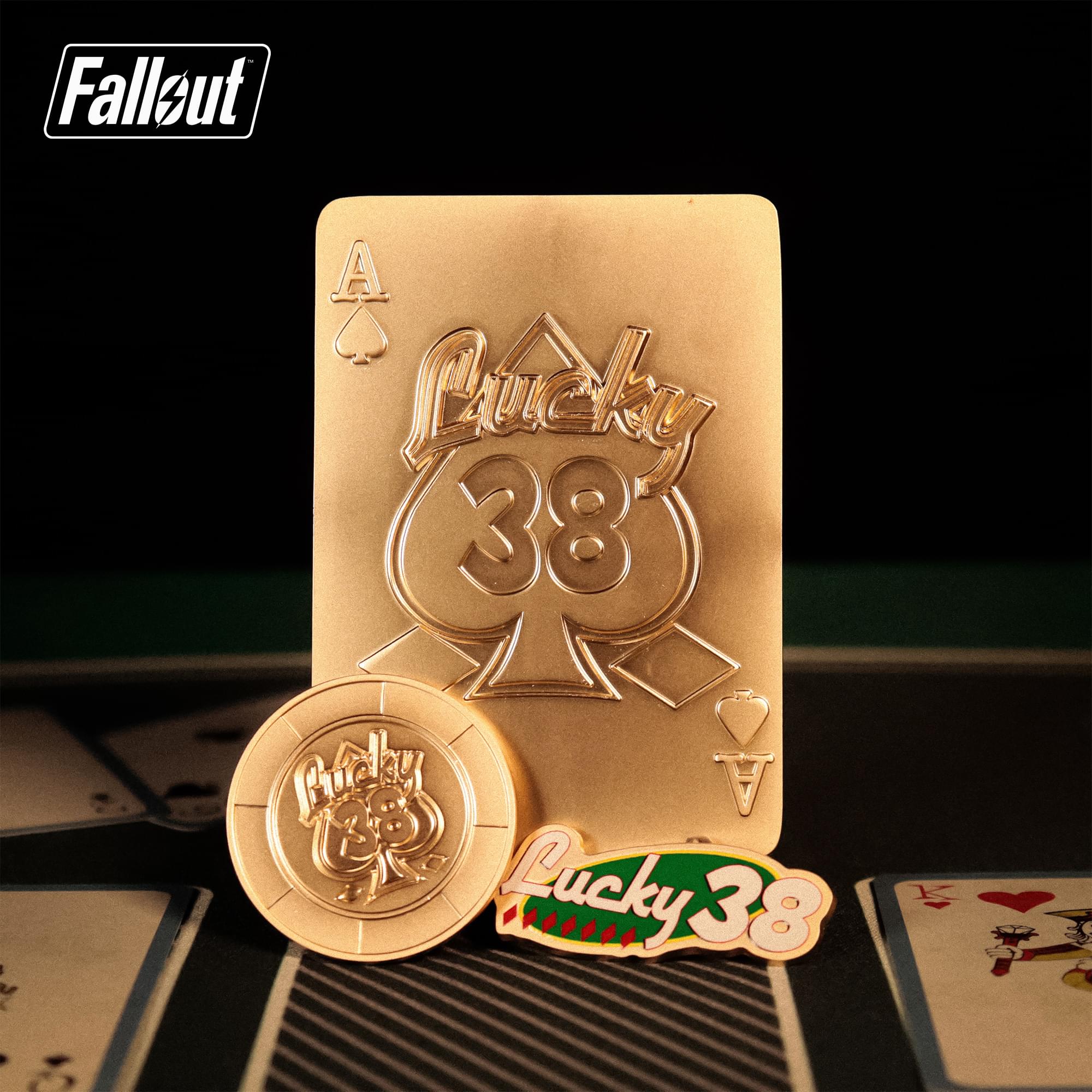 Fallout: New Vegas Lucky 38 Limited Edition Imitation Gold Casino Set