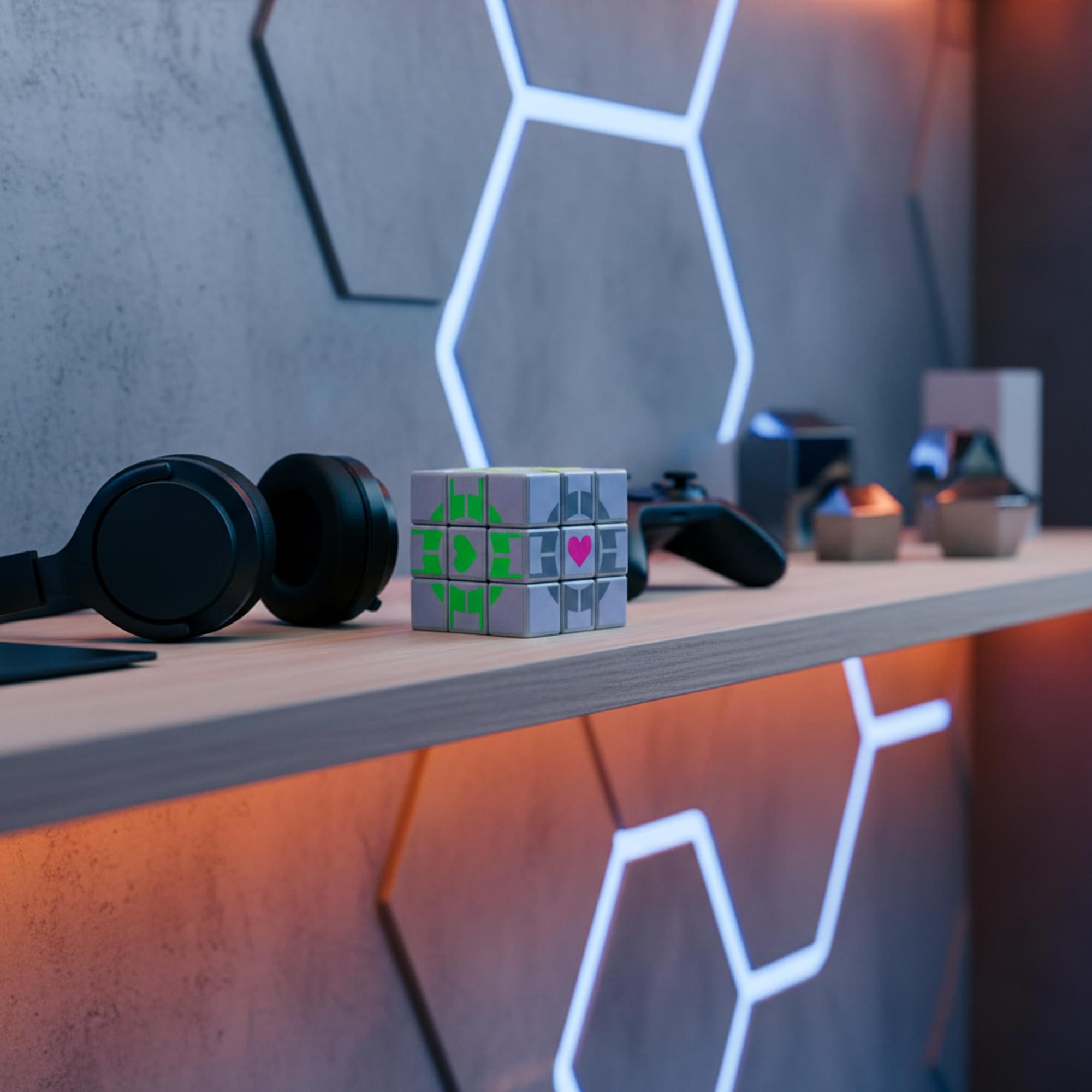 Video Game-Style Puzzle Speed Cube Desk Game