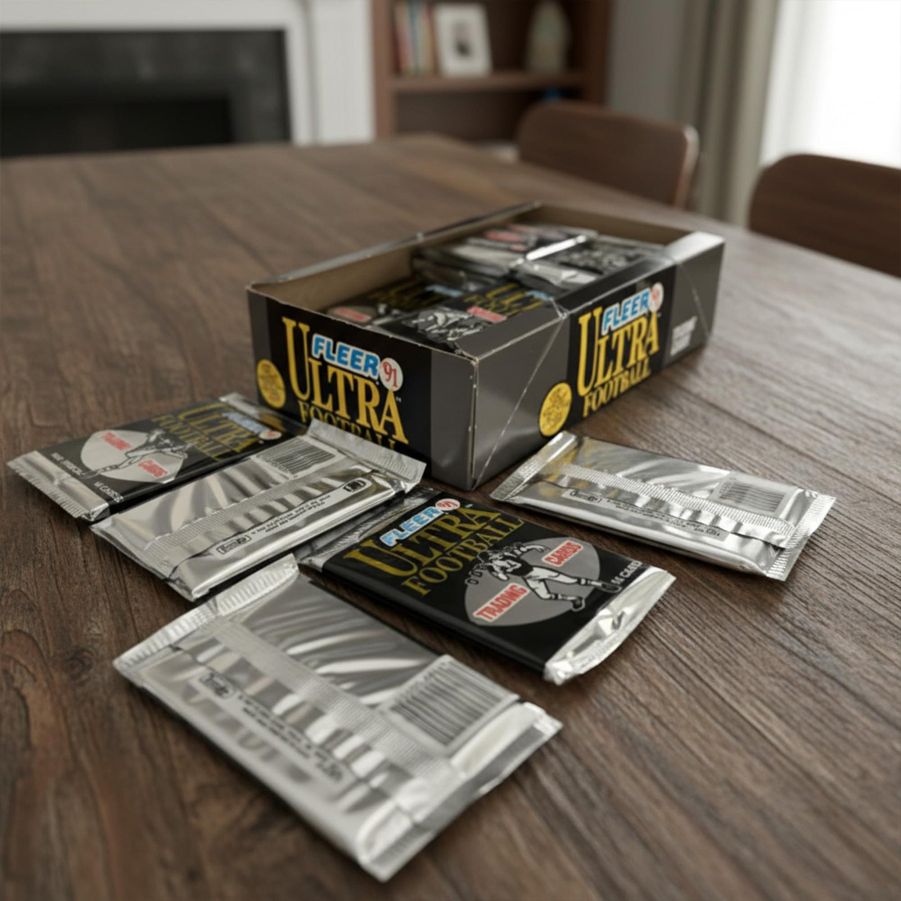 NFL 1991 FLEER ULTRA Football Trading Cards Box