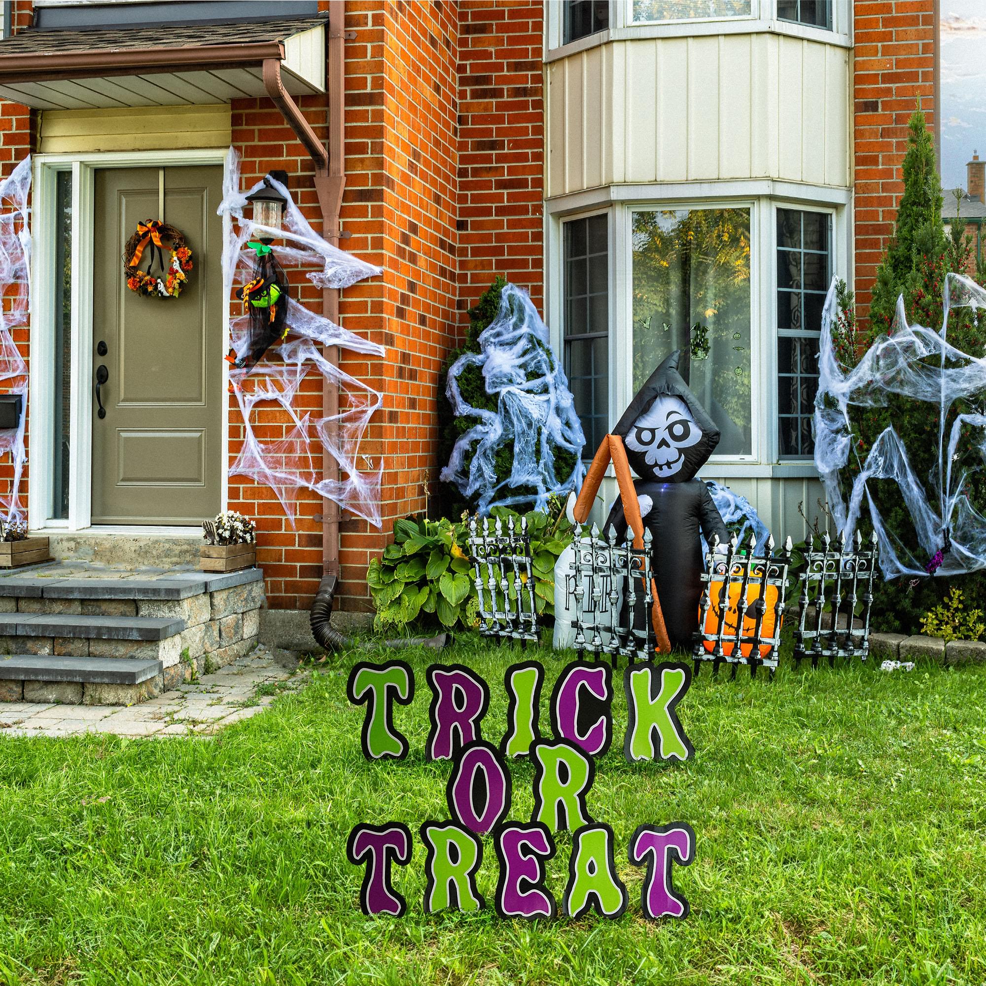 Trick Or Treat 15.75 Inch Letters Halloween Yard Sign