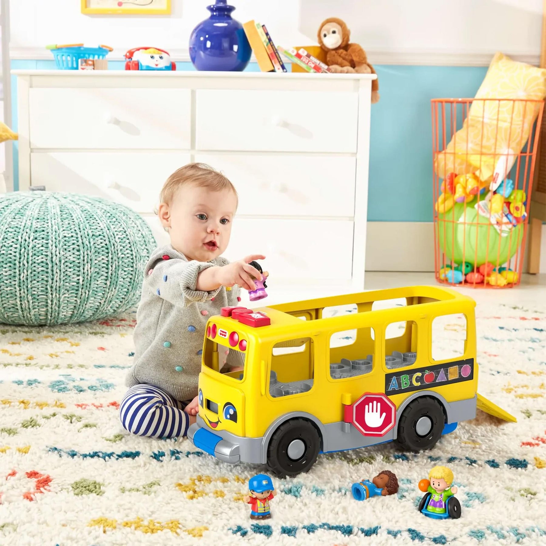 Fisher-Price Little People Big Yellow Bus Musical Pull Toy