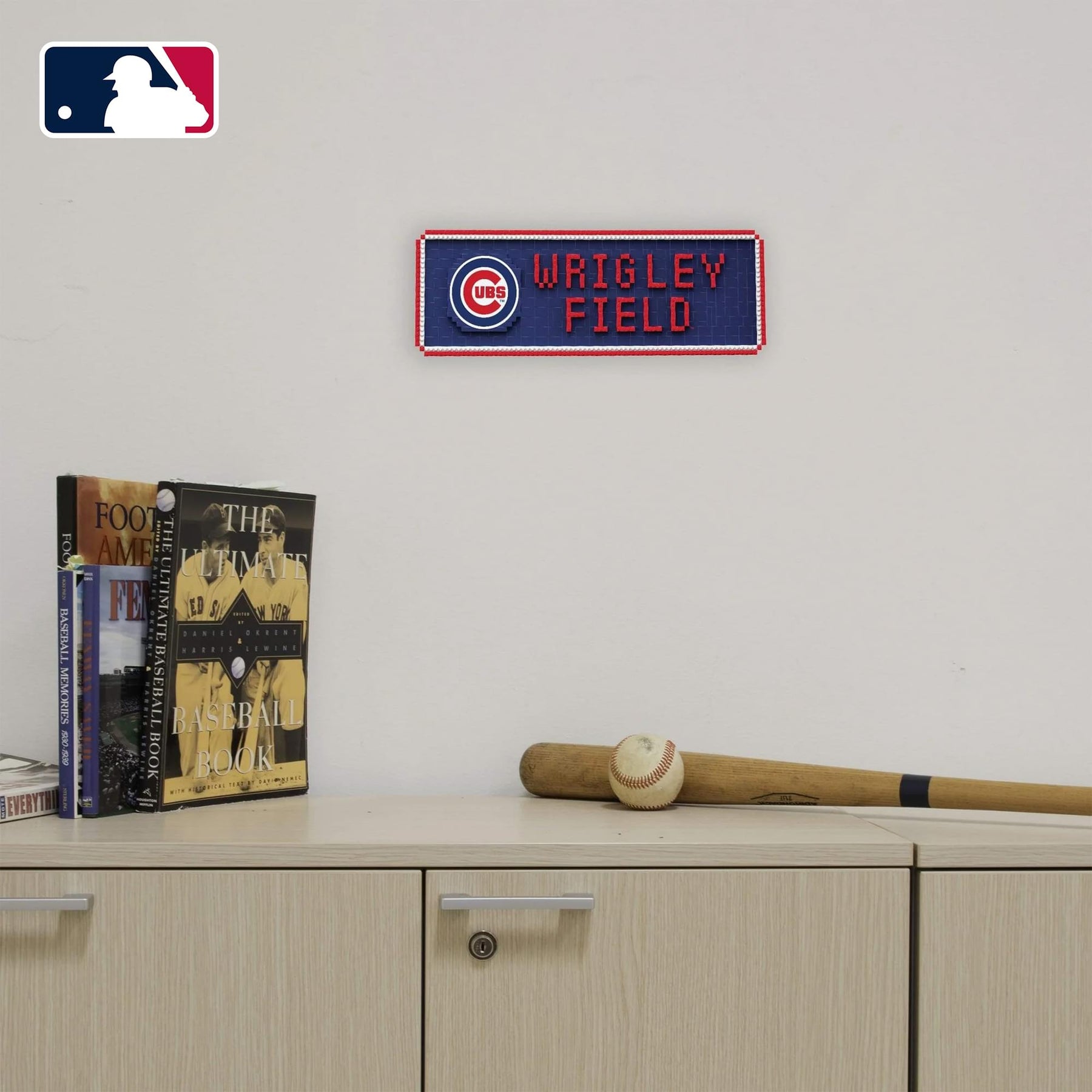 Chicago Cubs MLB BRXLZ Stadium Street Sign 695-Piece Building Block Set