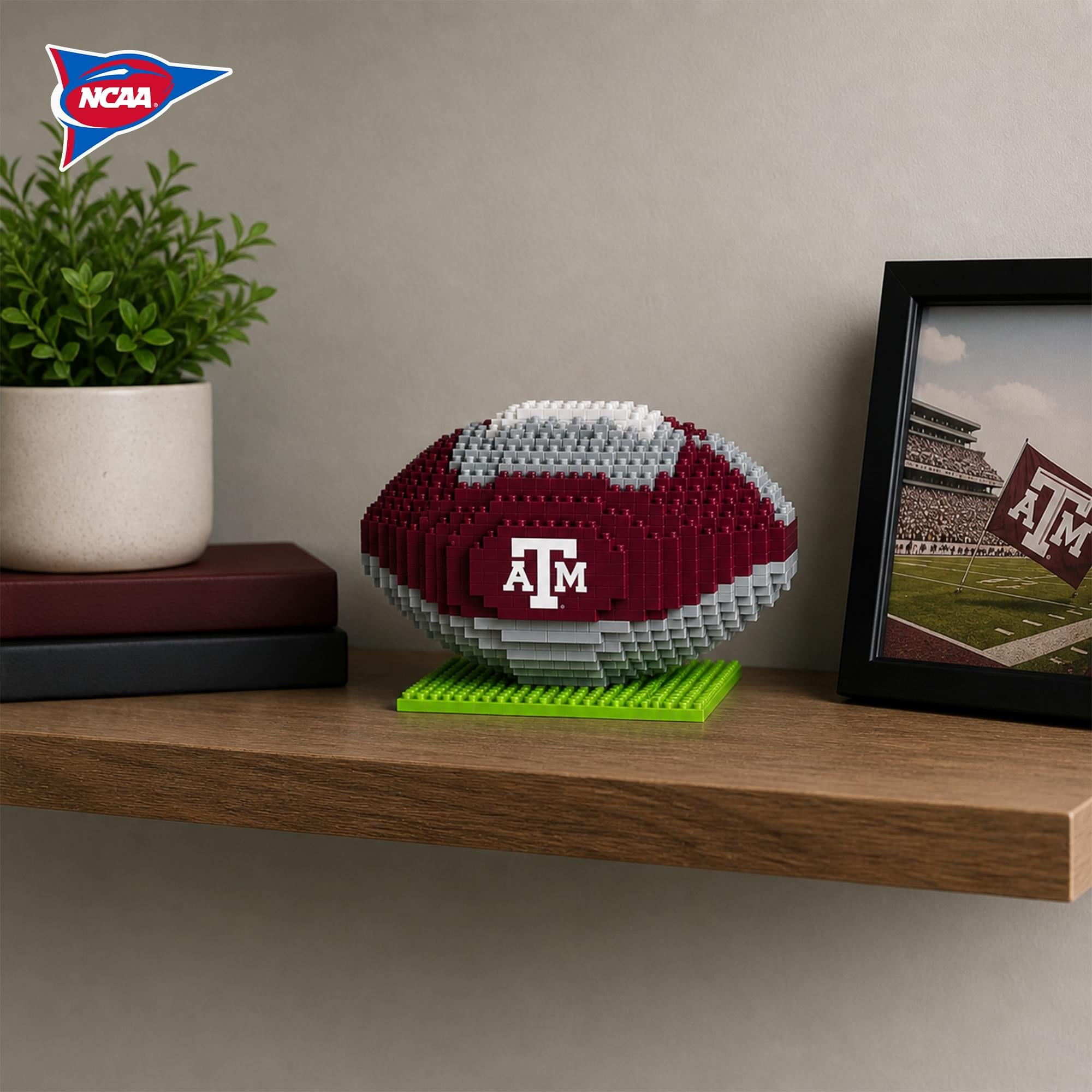Texas A&M Aggies NCAA Brxlz Football 704-Piece Building Block Set