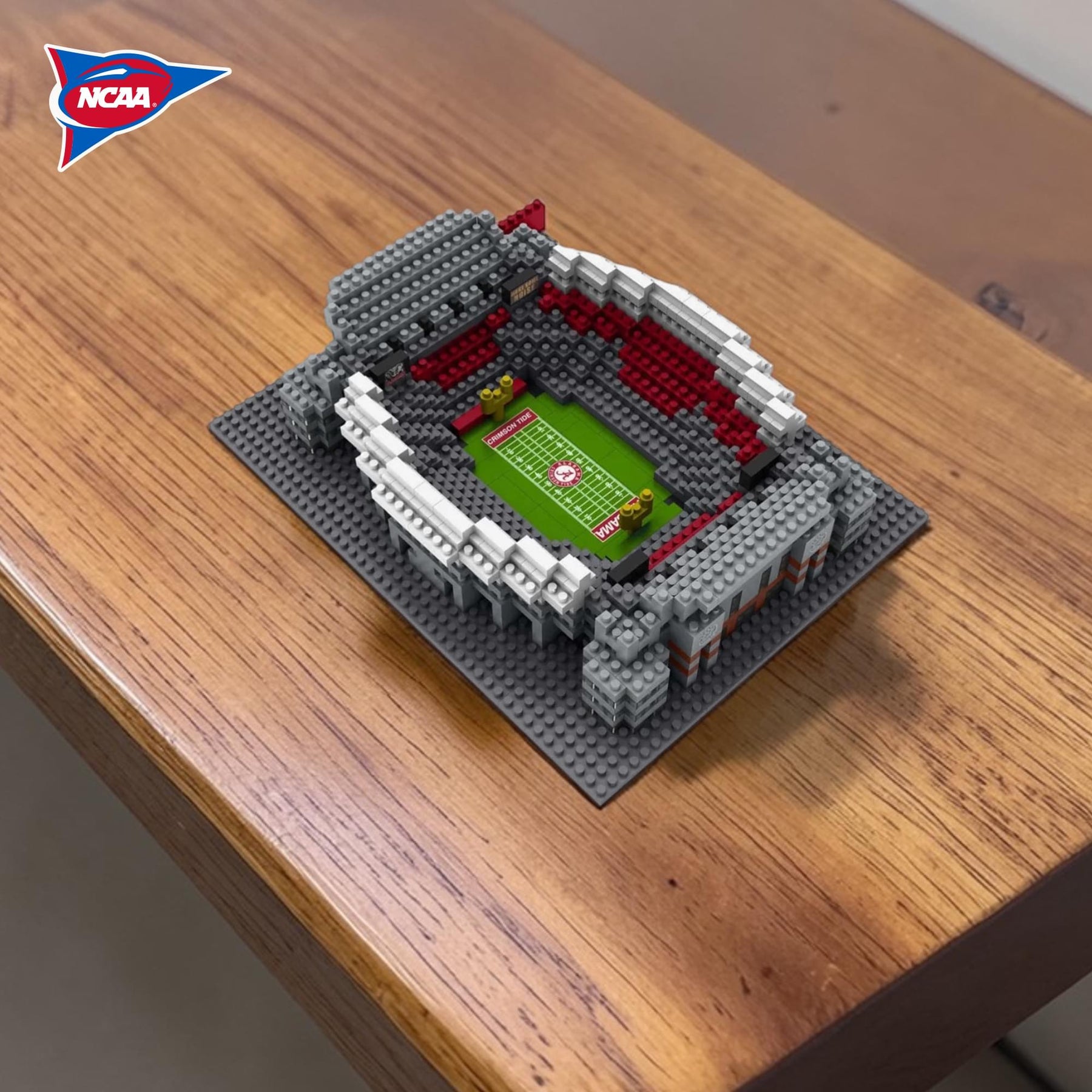 Alabama Crimson Tide NCAA BRXLZ Stadium 900-Piece Building Block Set